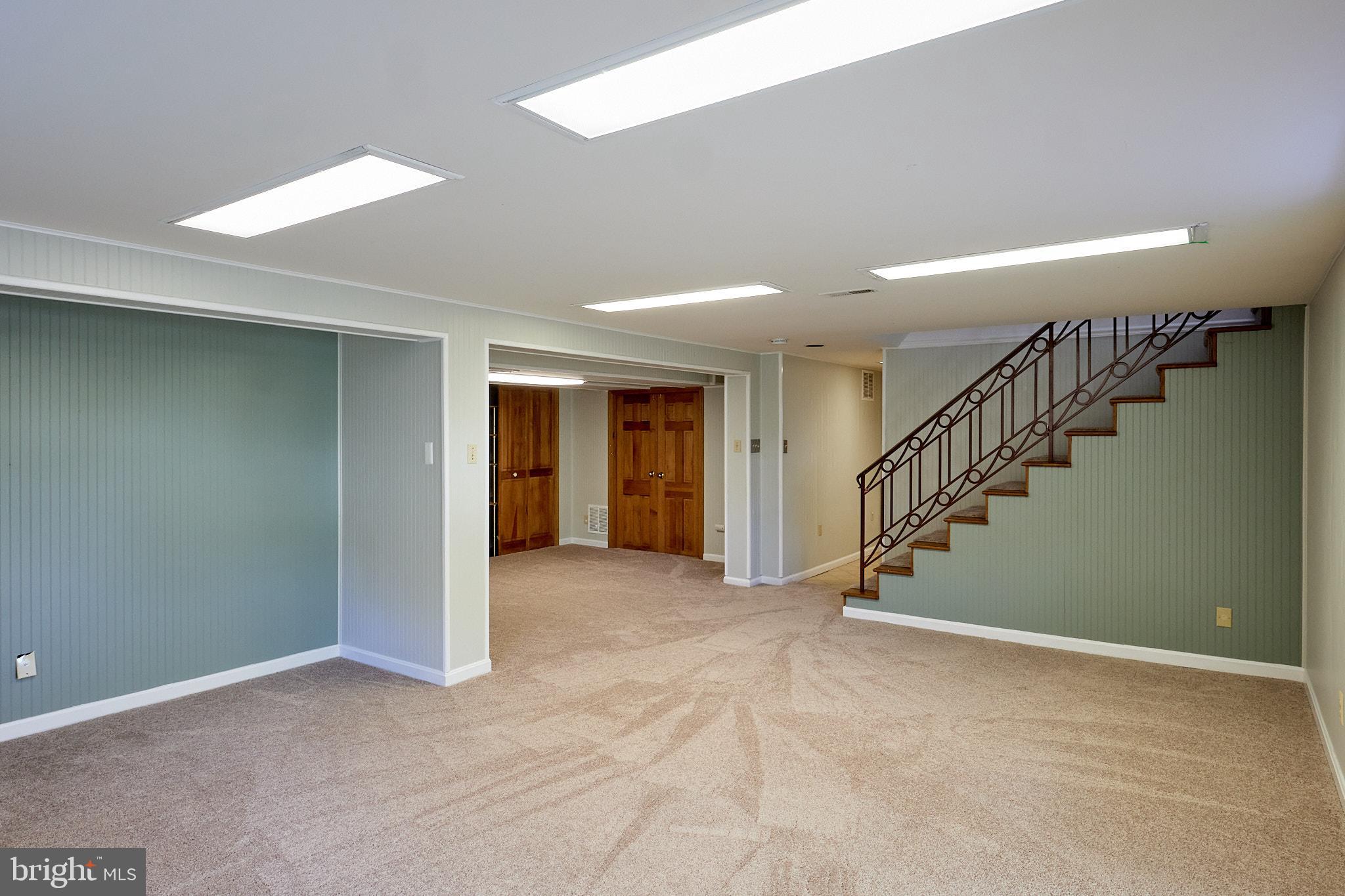 WHEATON FOREST - Residential