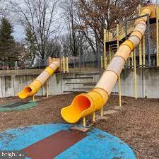 WHEATON FOREST - Residential