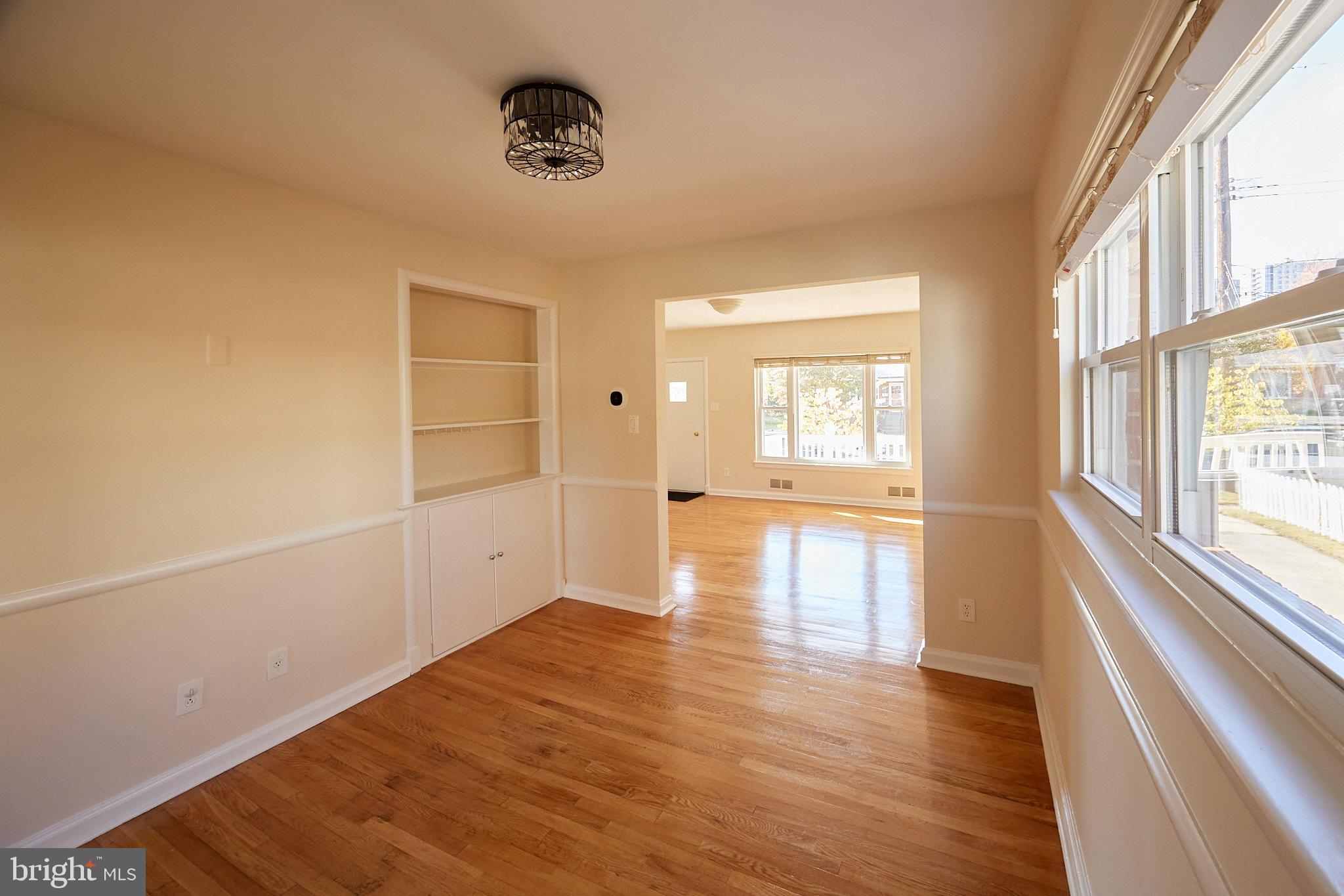 WHEATON FOREST - Residential