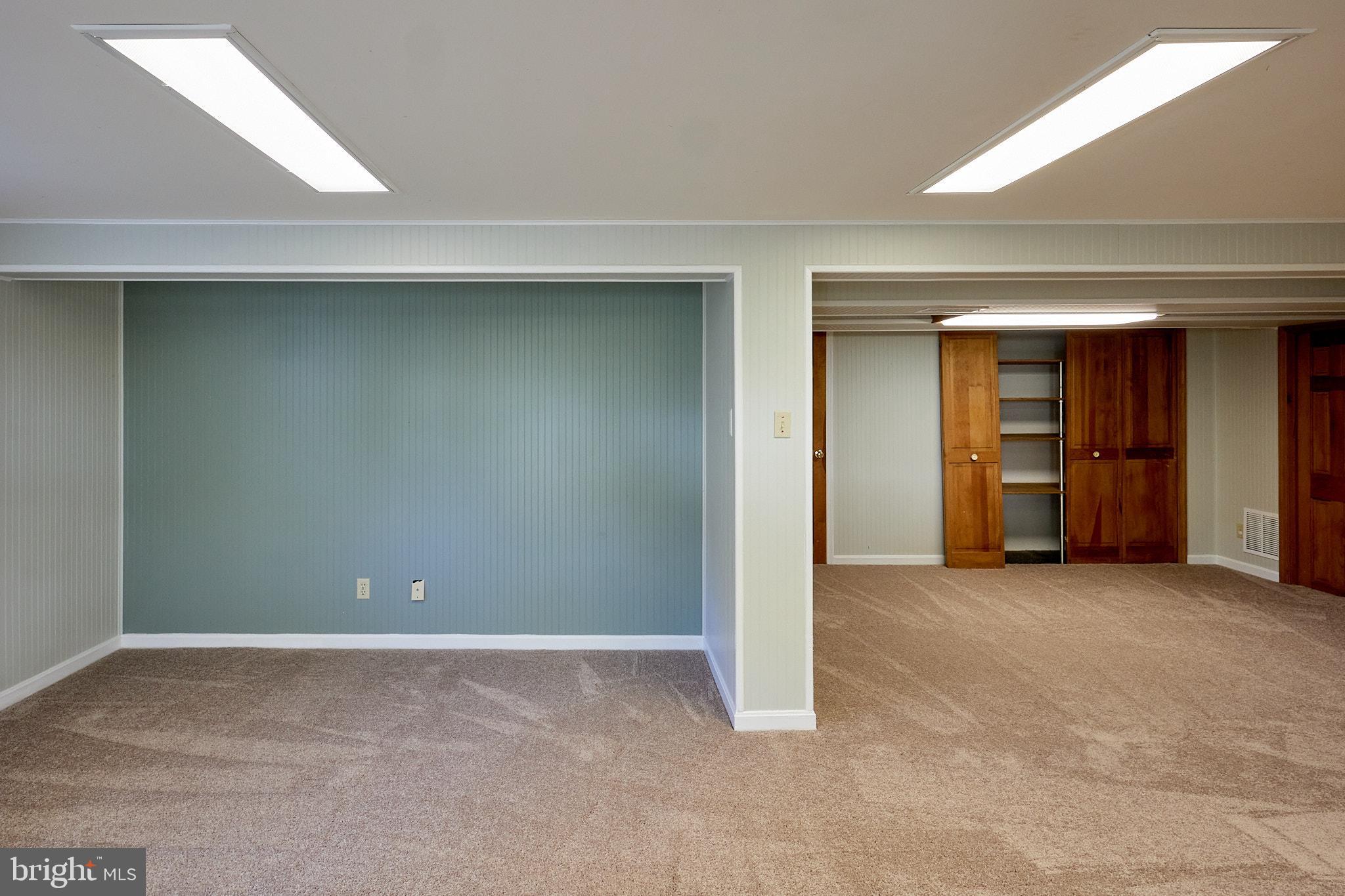 WHEATON FOREST - Residential