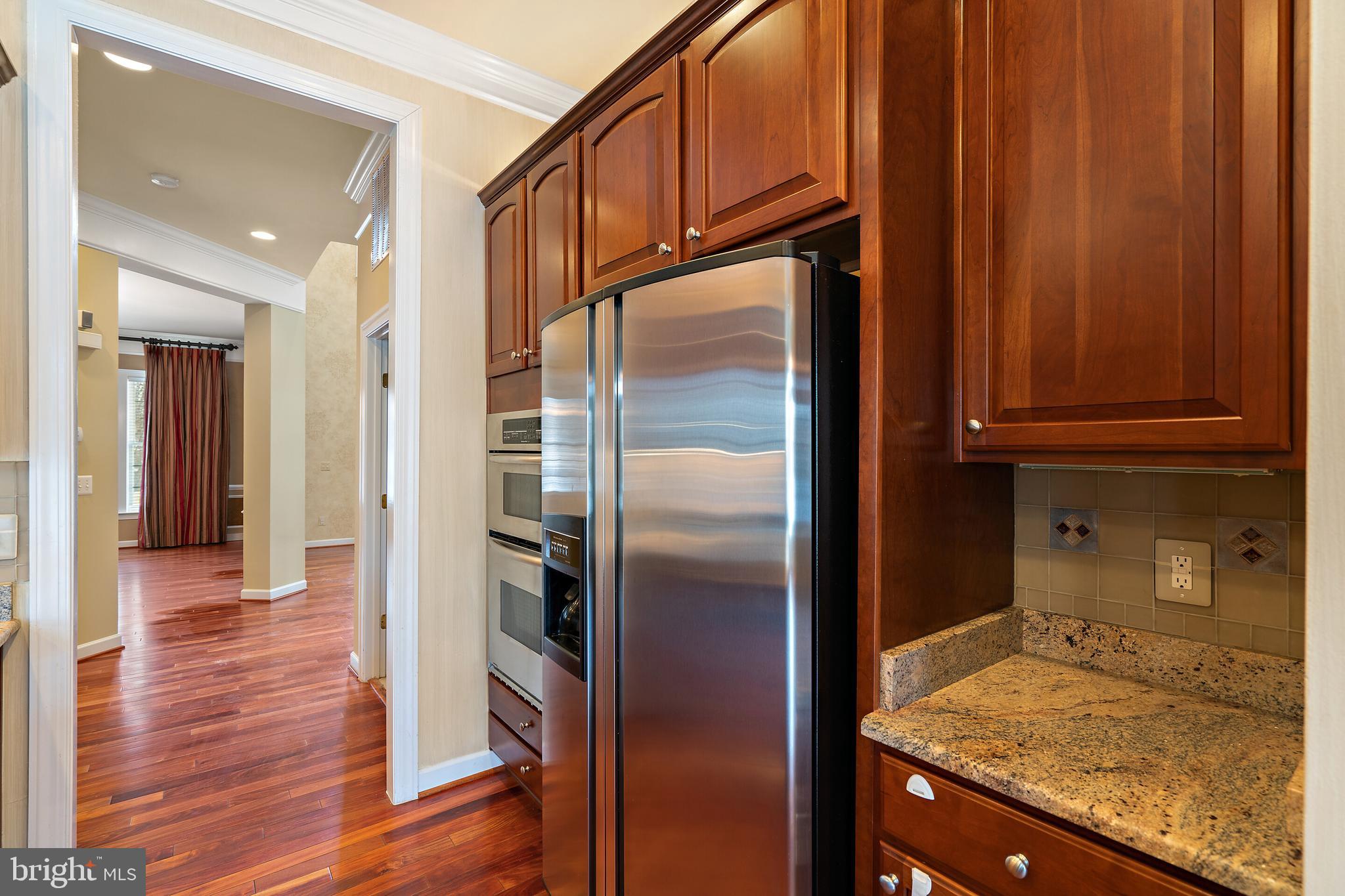 LANSDOWNE ON THE POTOMAC - Residential Lease