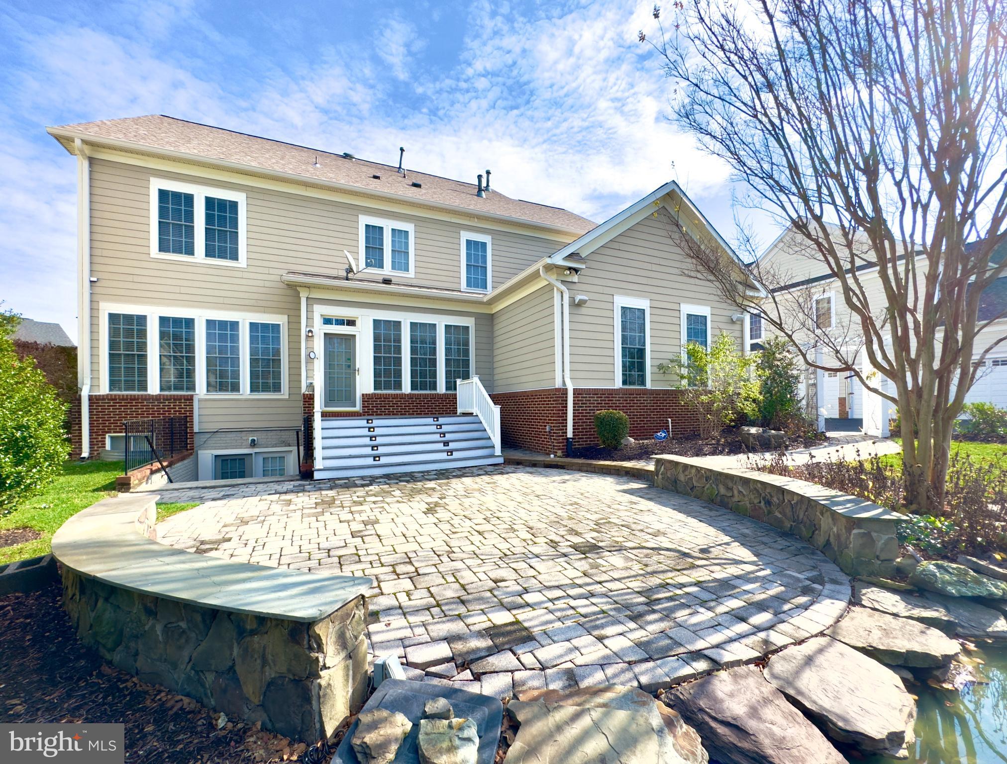 LANSDOWNE ON THE POTOMAC - Residential Lease