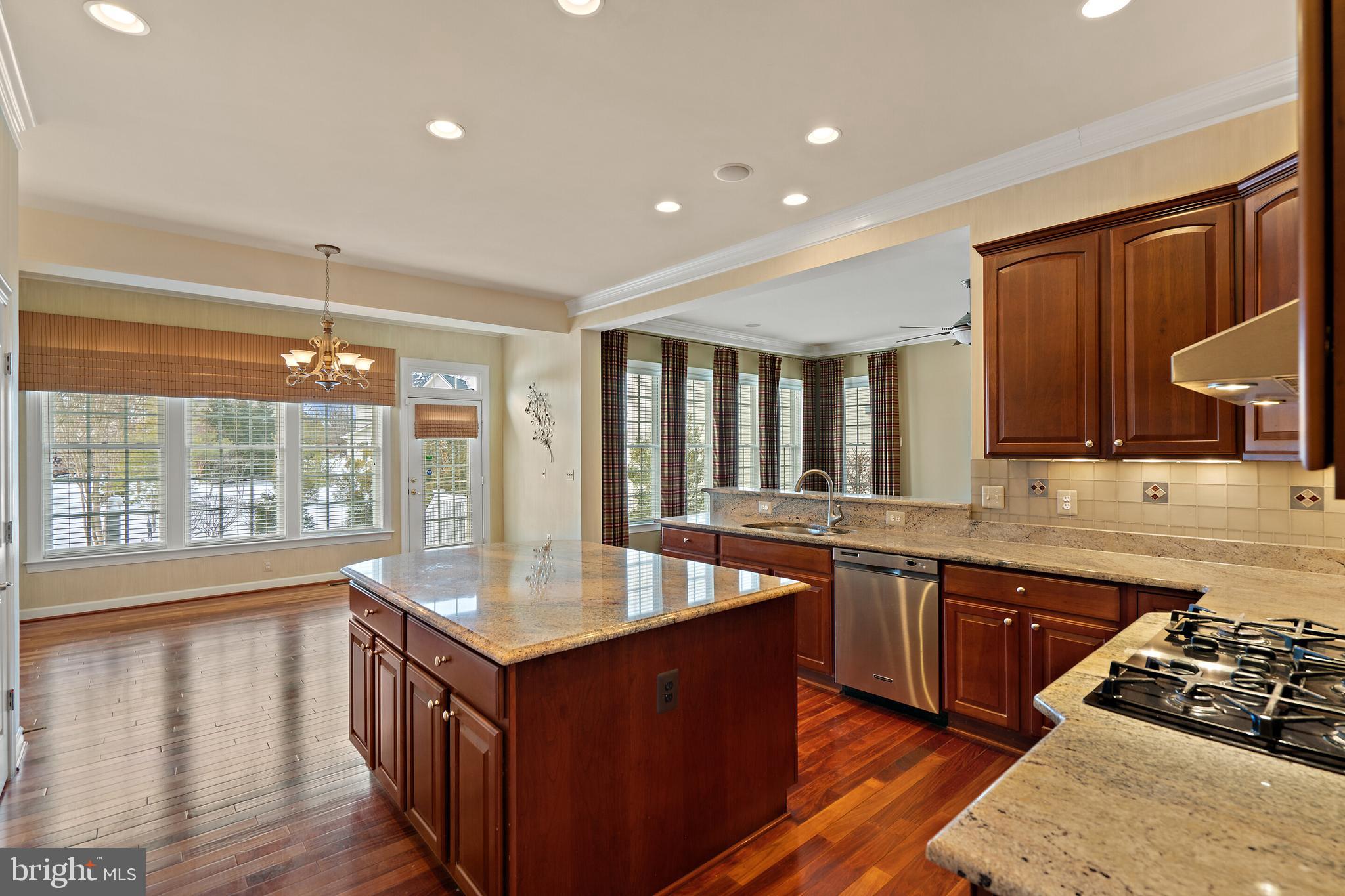 LANSDOWNE ON THE POTOMAC - Residential Lease