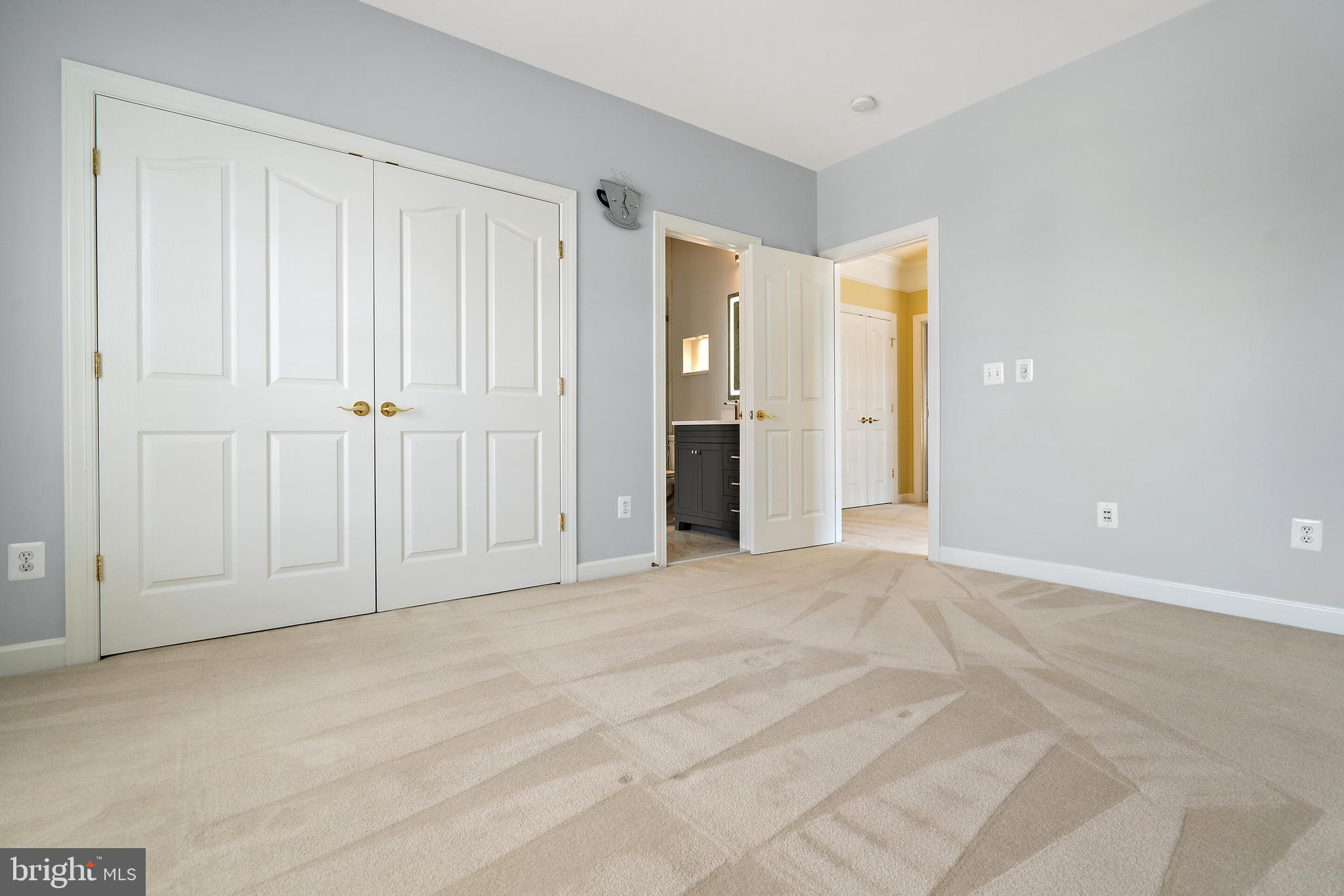 LANSDOWNE ON THE POTOMAC - Residential Lease