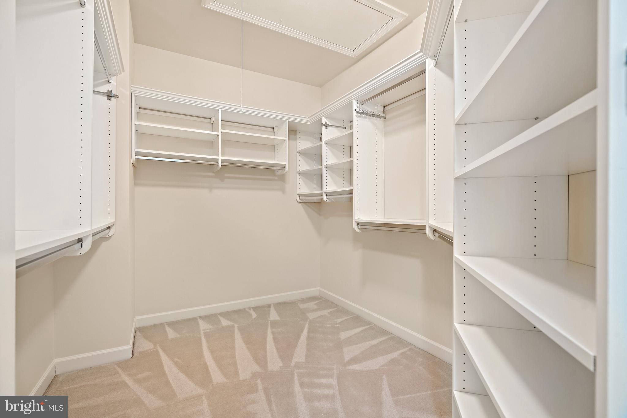 LANSDOWNE ON THE POTOMAC - Residential Lease