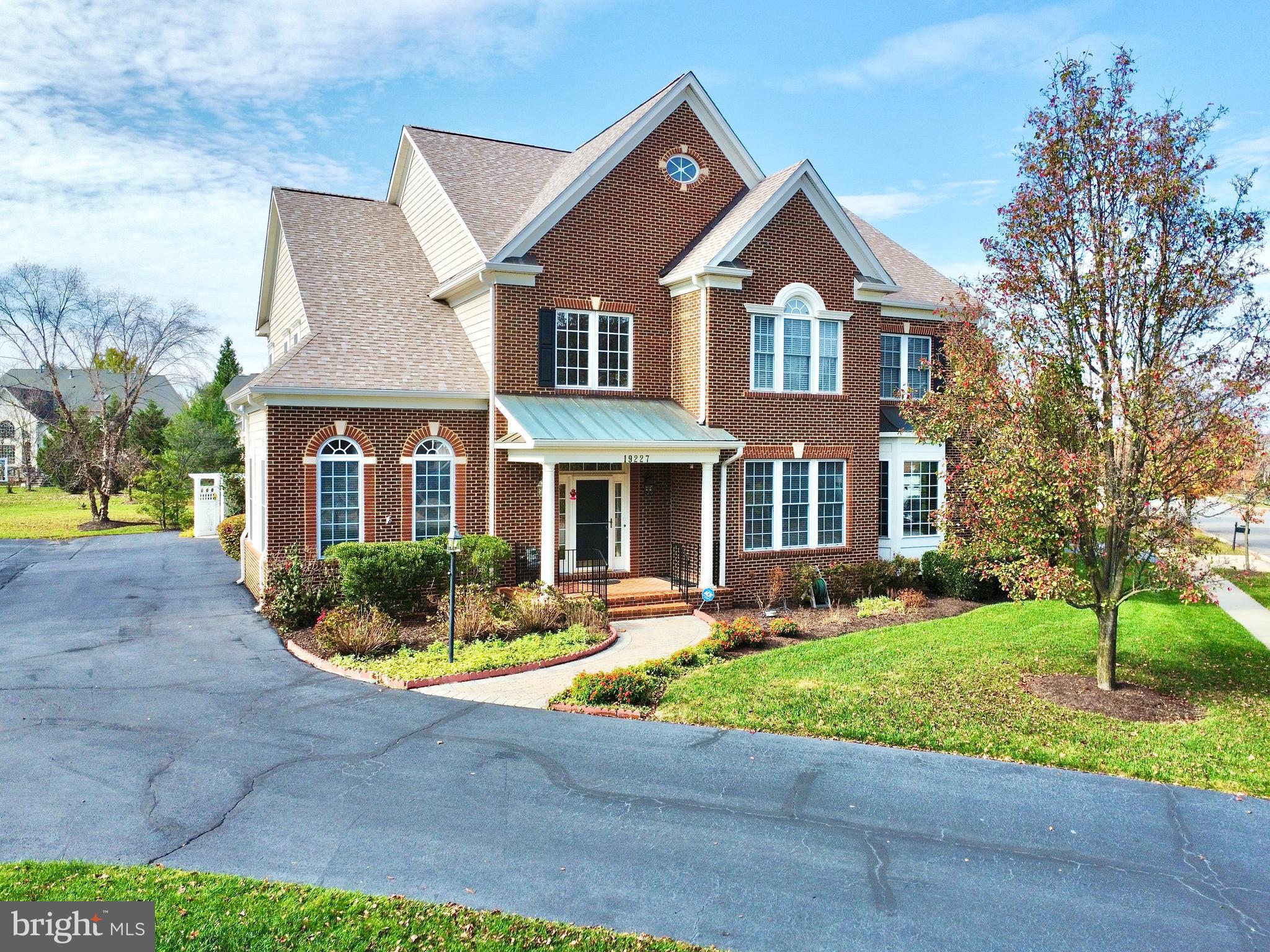 LANSDOWNE ON THE POTOMAC - Residential Lease