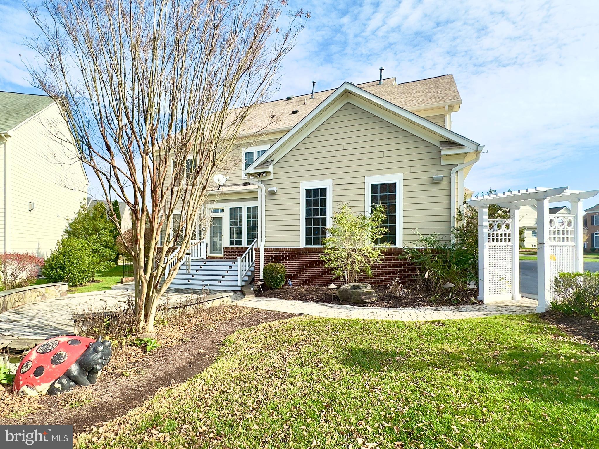 LANSDOWNE ON THE POTOMAC - Residential Lease