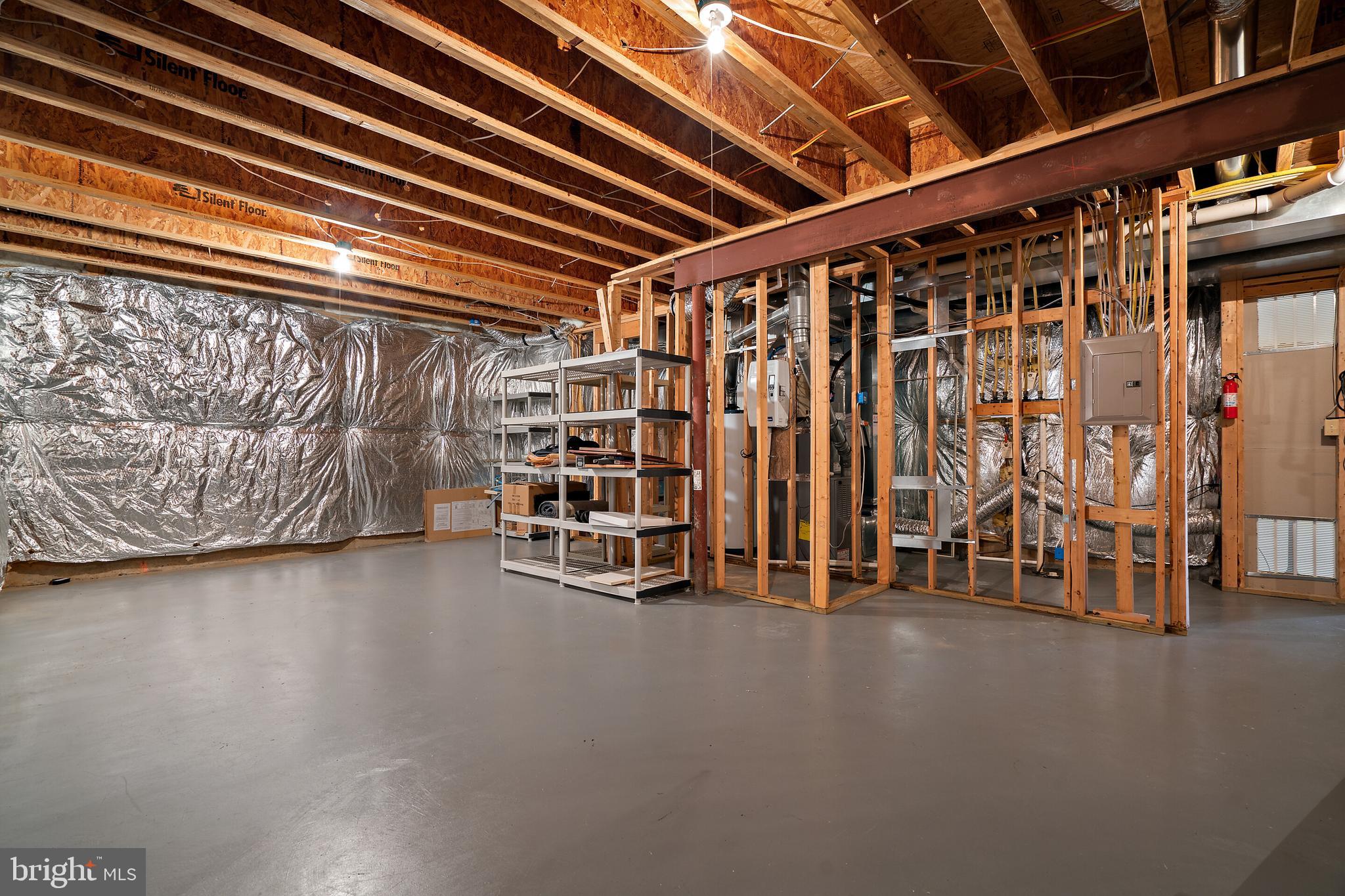 LANSDOWNE ON THE POTOMAC - Residential Lease