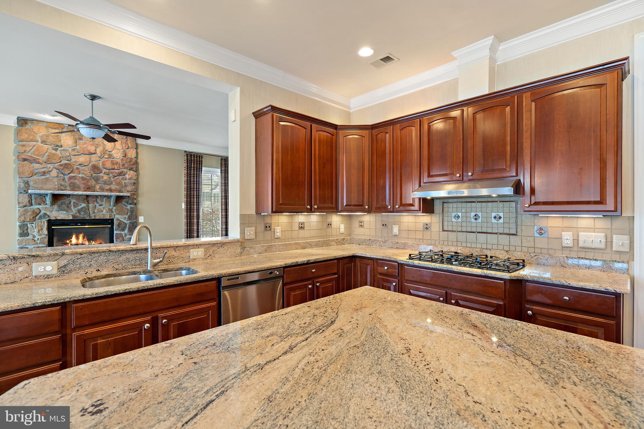 LANSDOWNE ON THE POTOMAC - Residential Lease