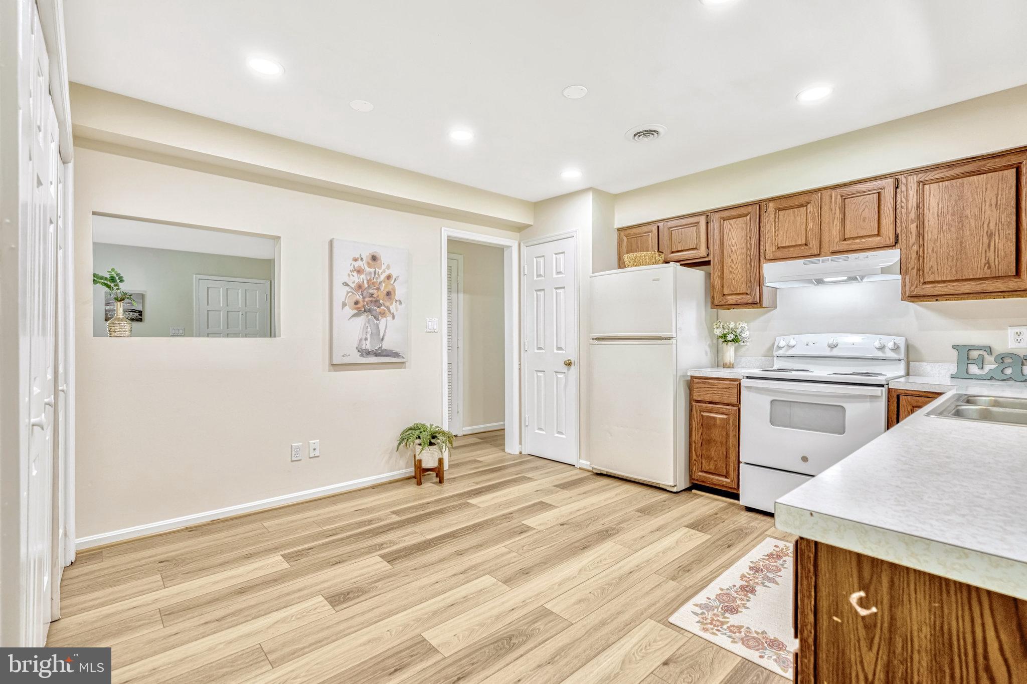 LEE HEIGHTS SUBD - Residential