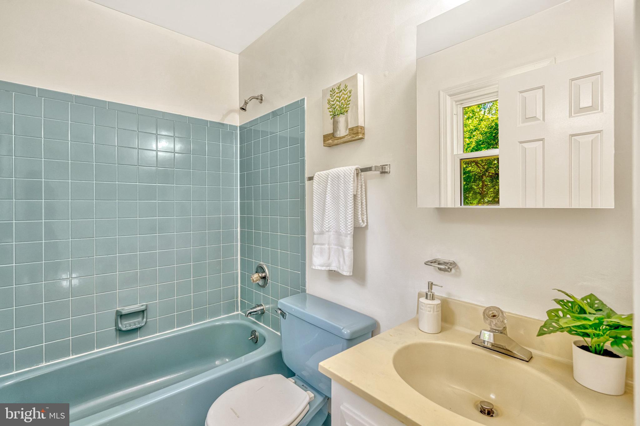 LEE HEIGHTS SUBD - Residential