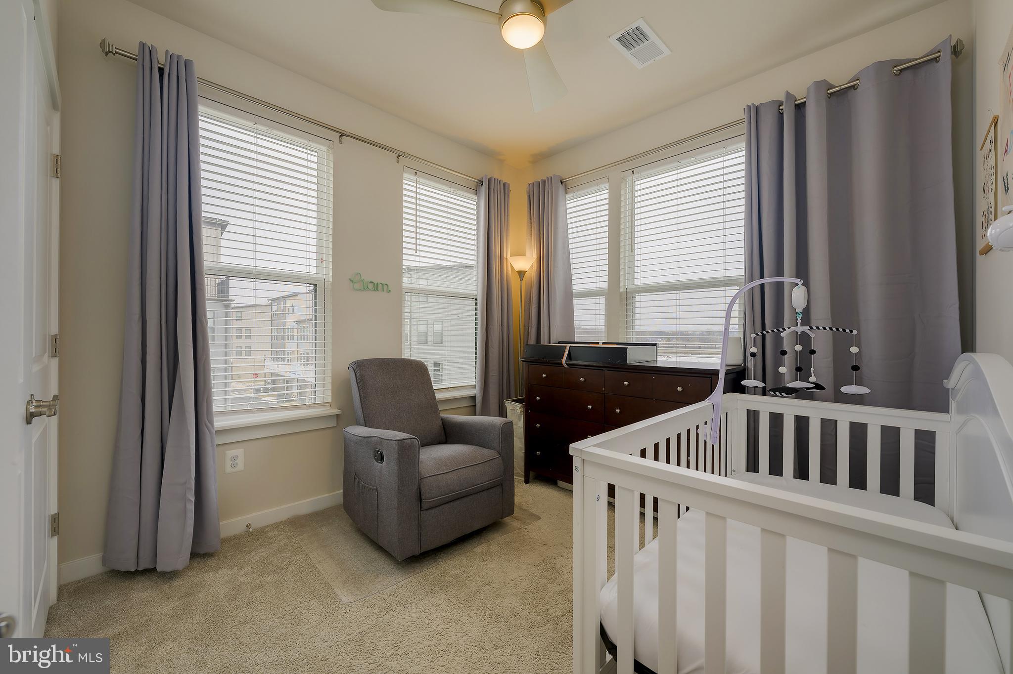 RIVERFRONT - Residential