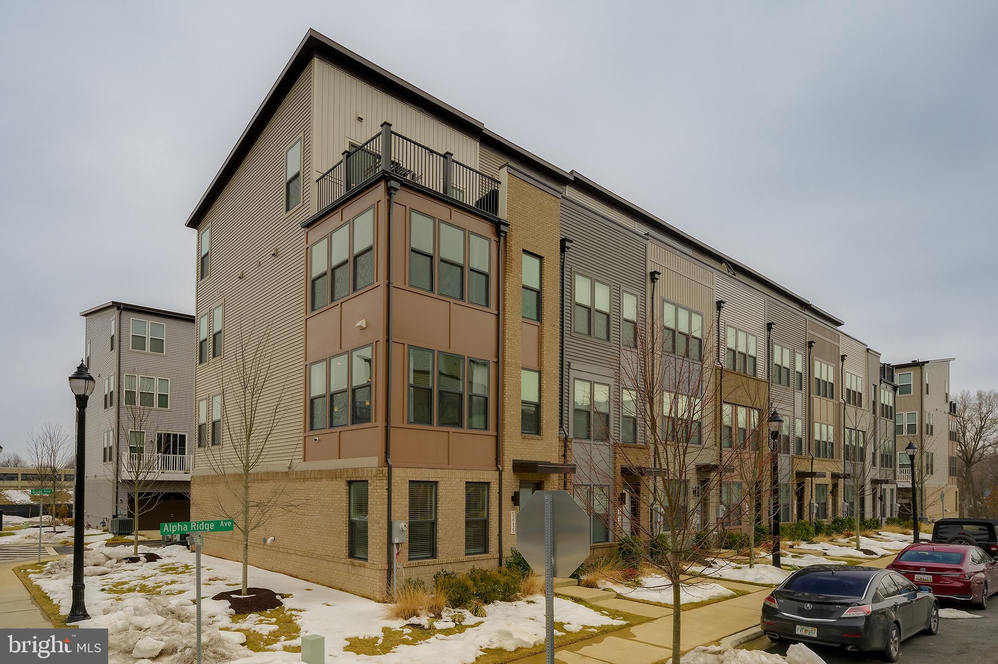 RIVERFRONT - Residential