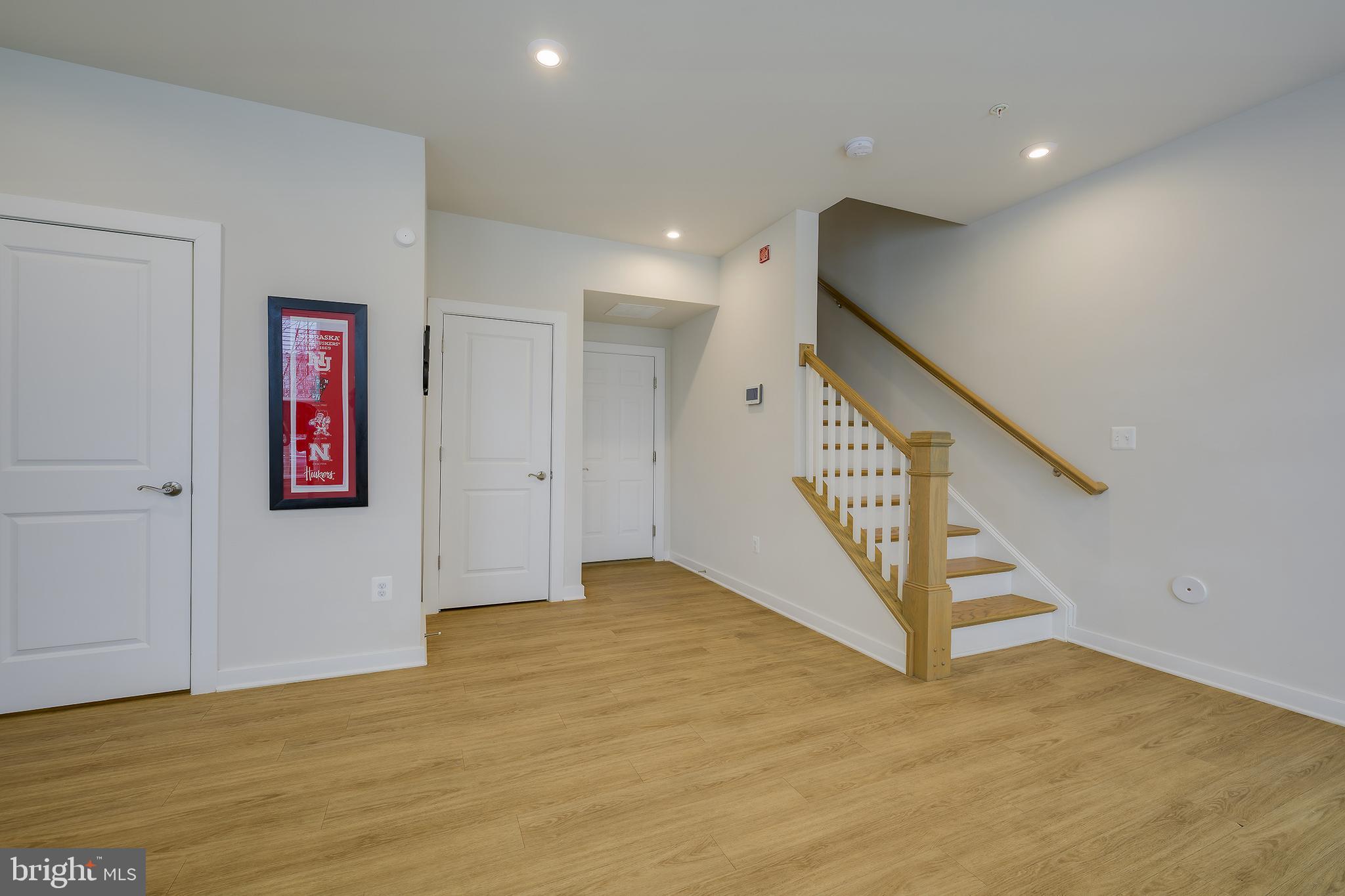 RIVERFRONT - Residential