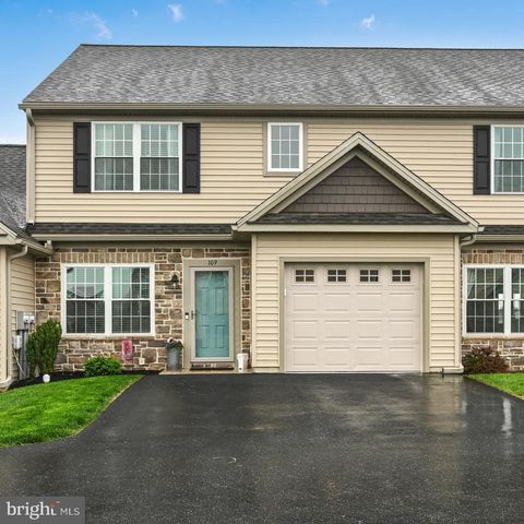 109 LINDSEY LANE ELIZABETHTOWN PA 17022