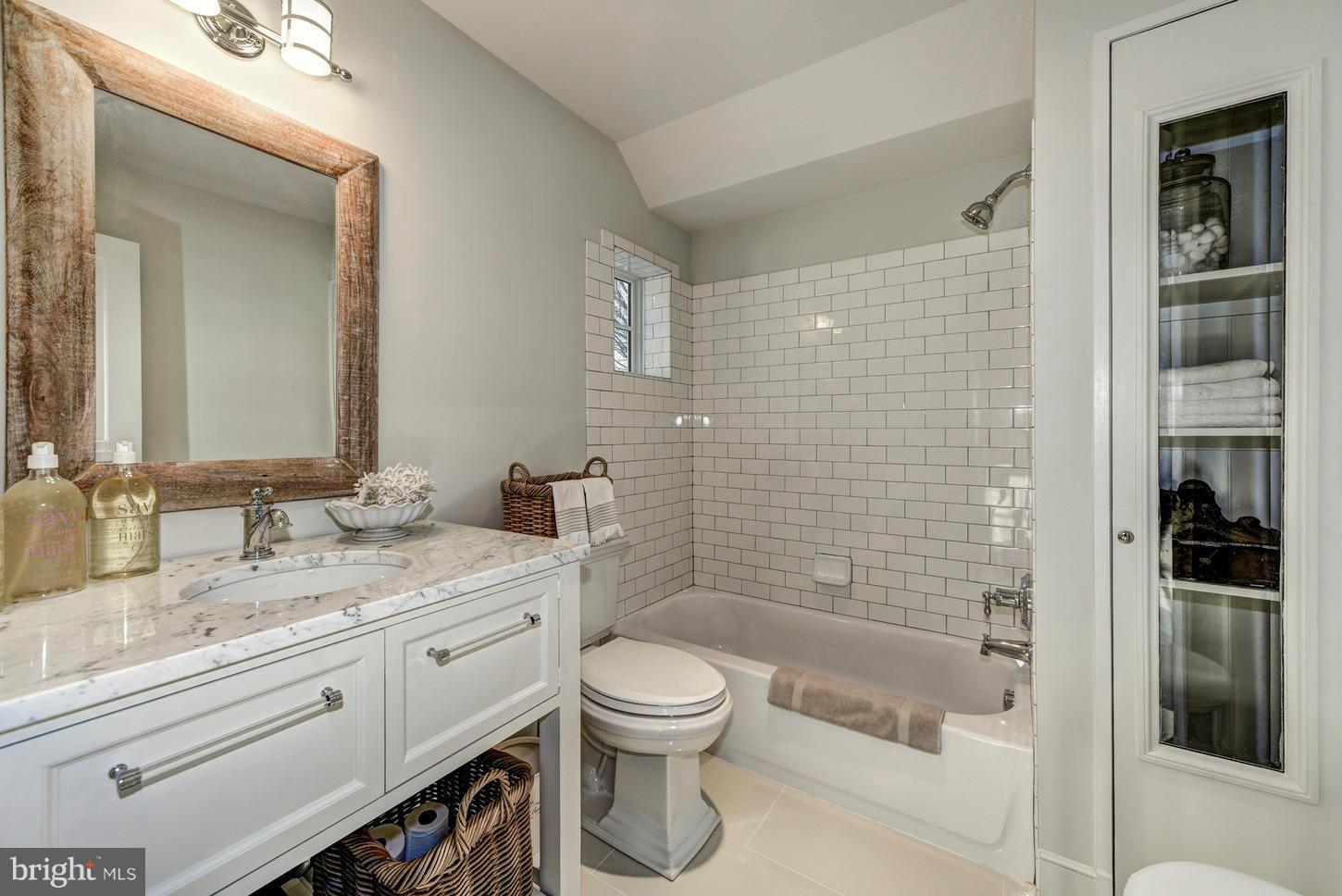 KENWOOD - Residential