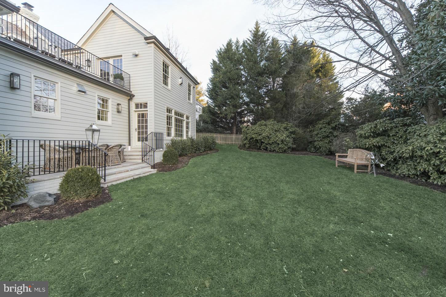 KENWOOD - Residential