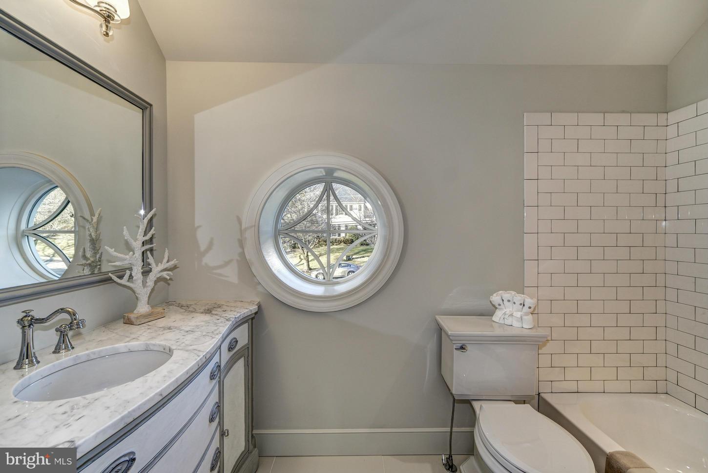 KENWOOD - Residential