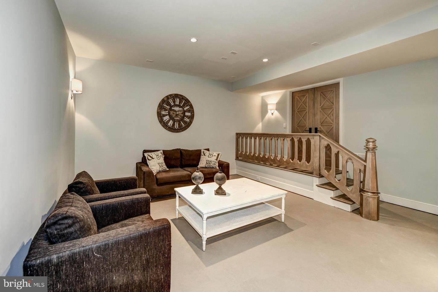 KENWOOD - Residential