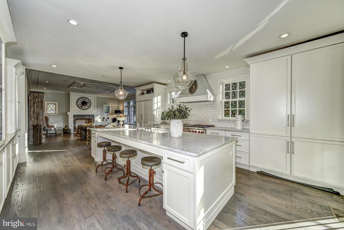 KENWOOD - Residential