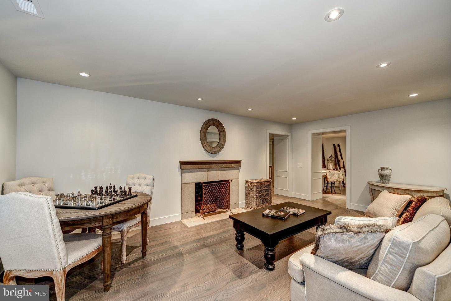 KENWOOD - Residential