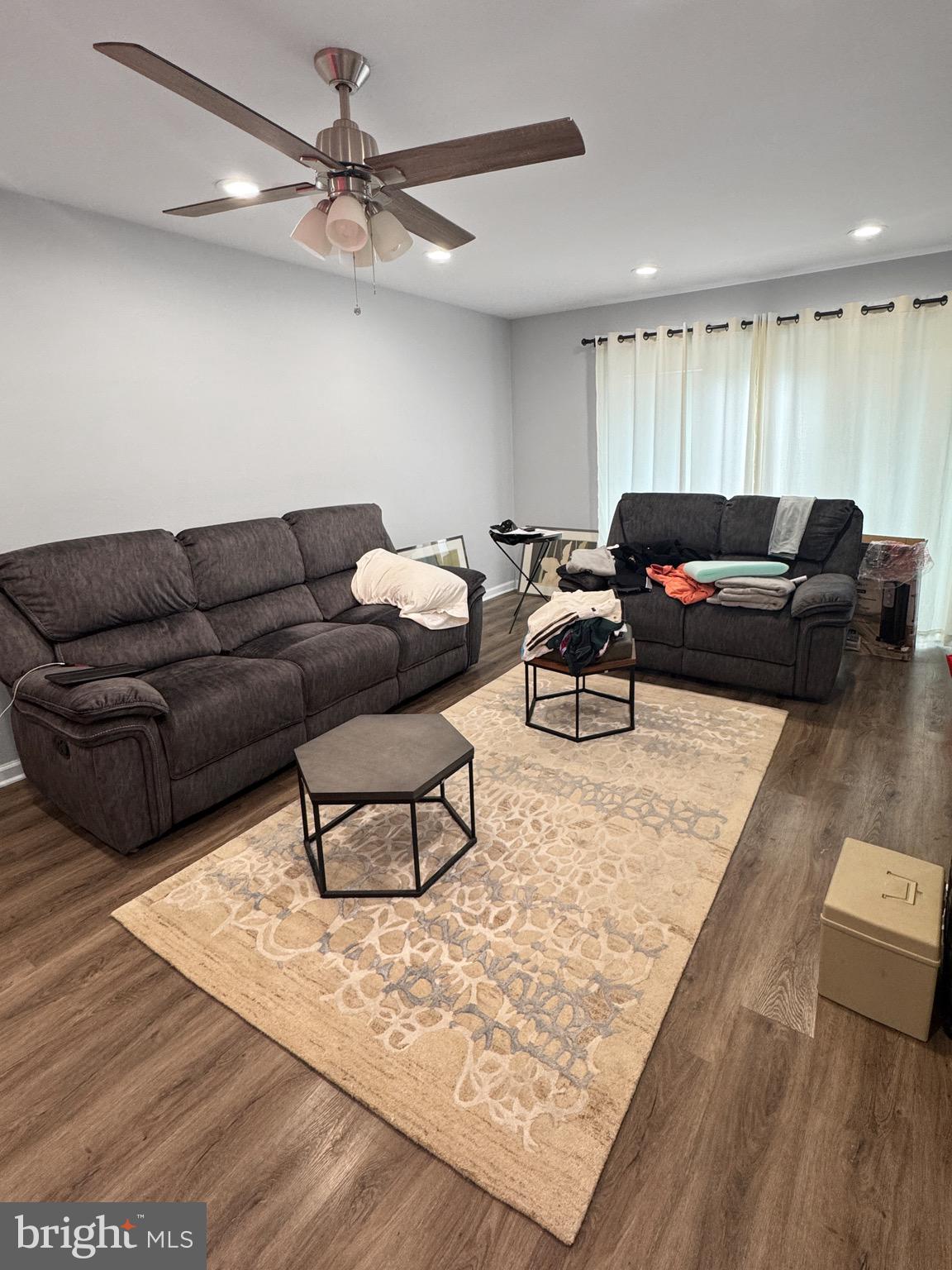 RIVERS BEND III - Residential