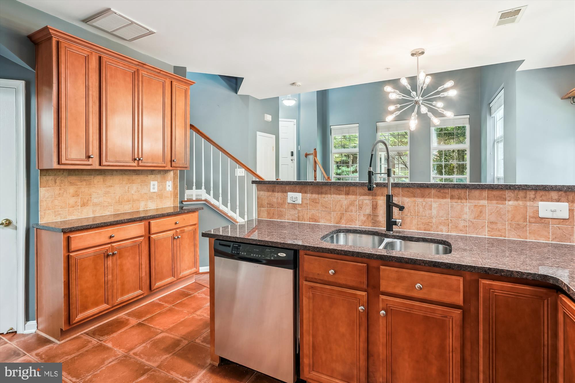 THE TOWNES AT VILLAGE PLACE - Residential