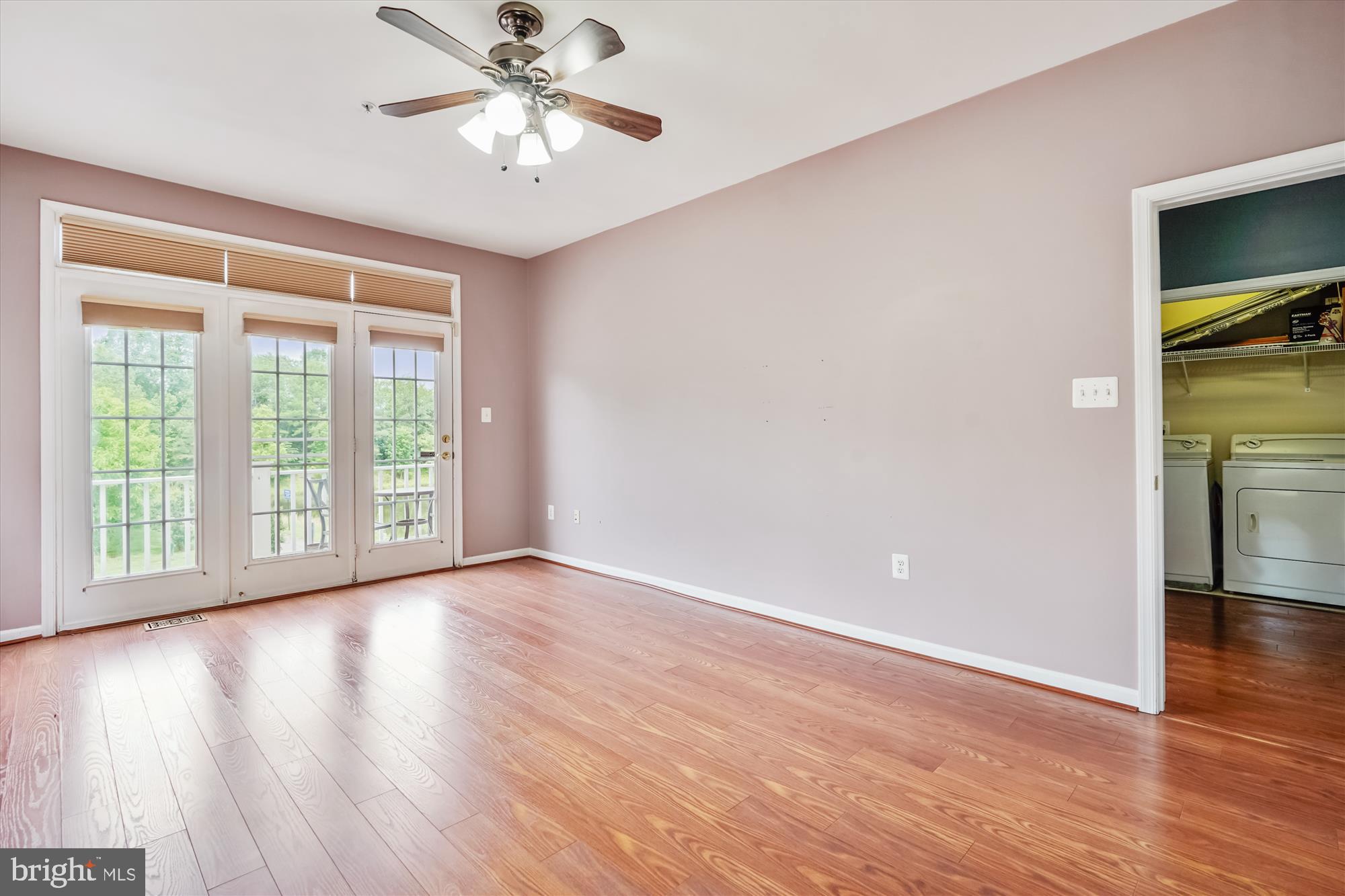 THE TOWNES AT VILLAGE PLACE - Residential