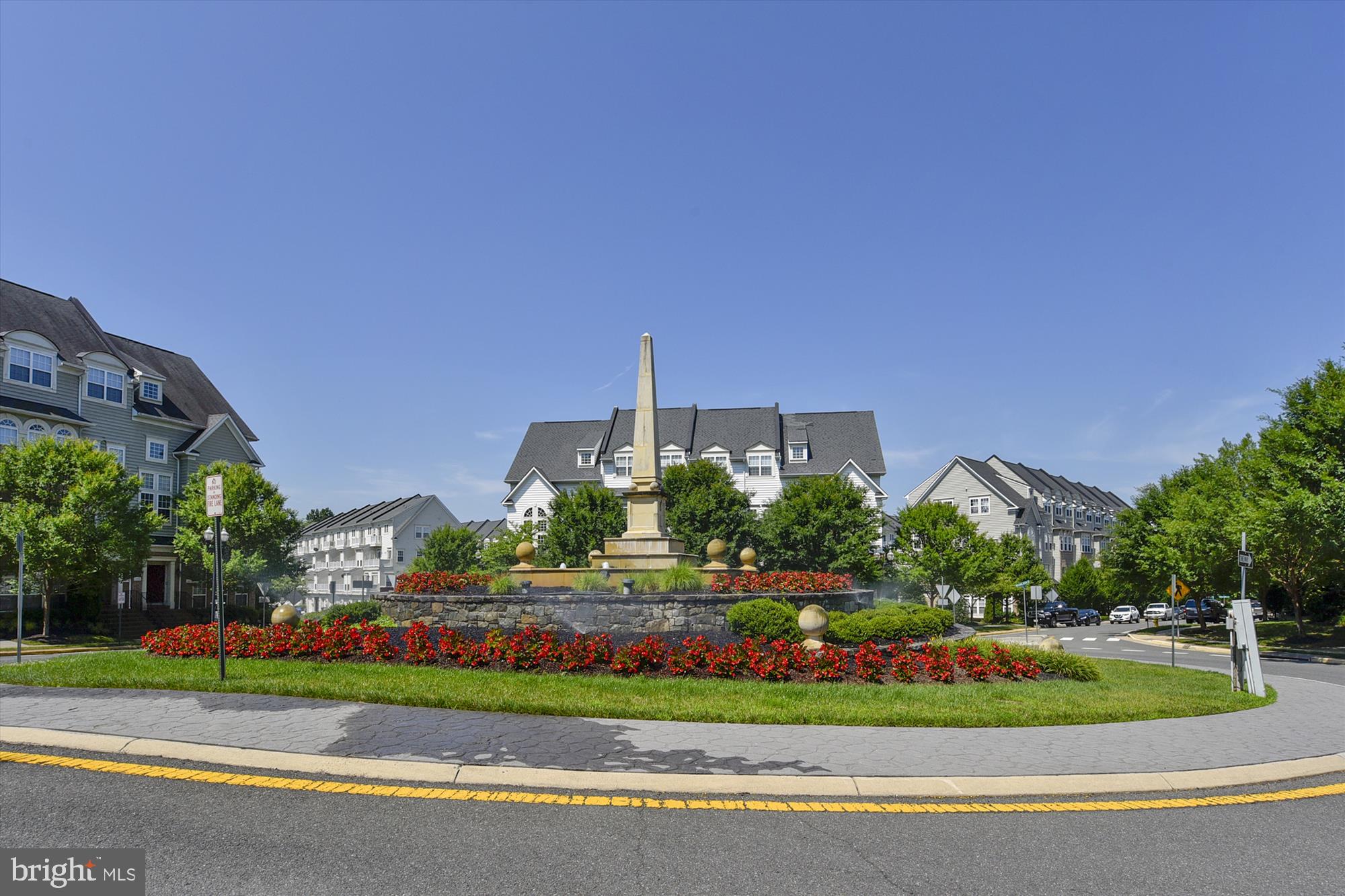 THE TOWNES AT VILLAGE PLACE - Residential