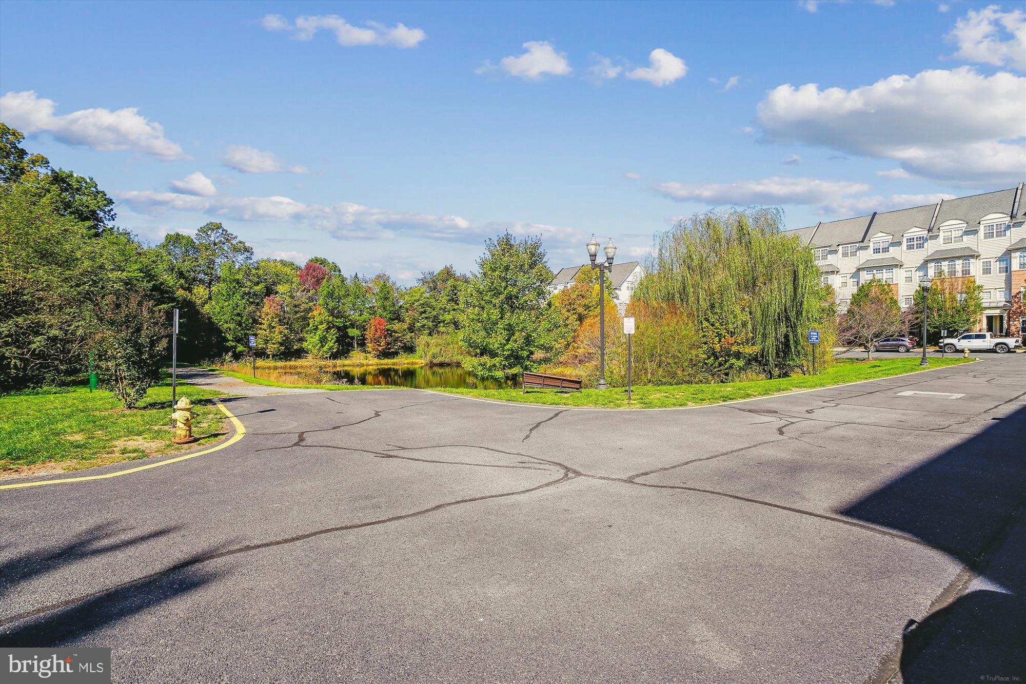 THE TOWNES AT VILLAGE PLACE - Residential