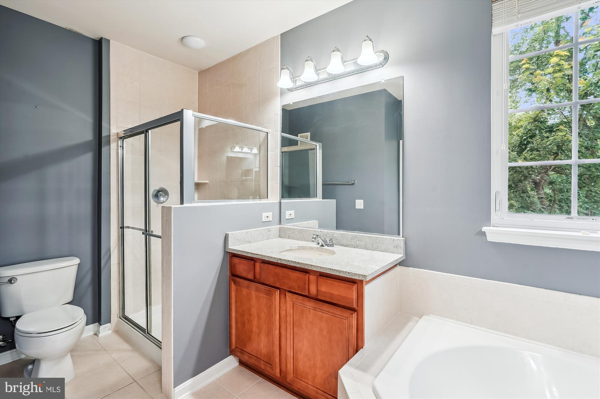 THE TOWNES AT VILLAGE PLACE - Residential