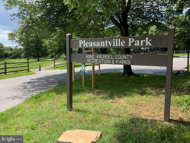 FERNDALE FARMS - Residential