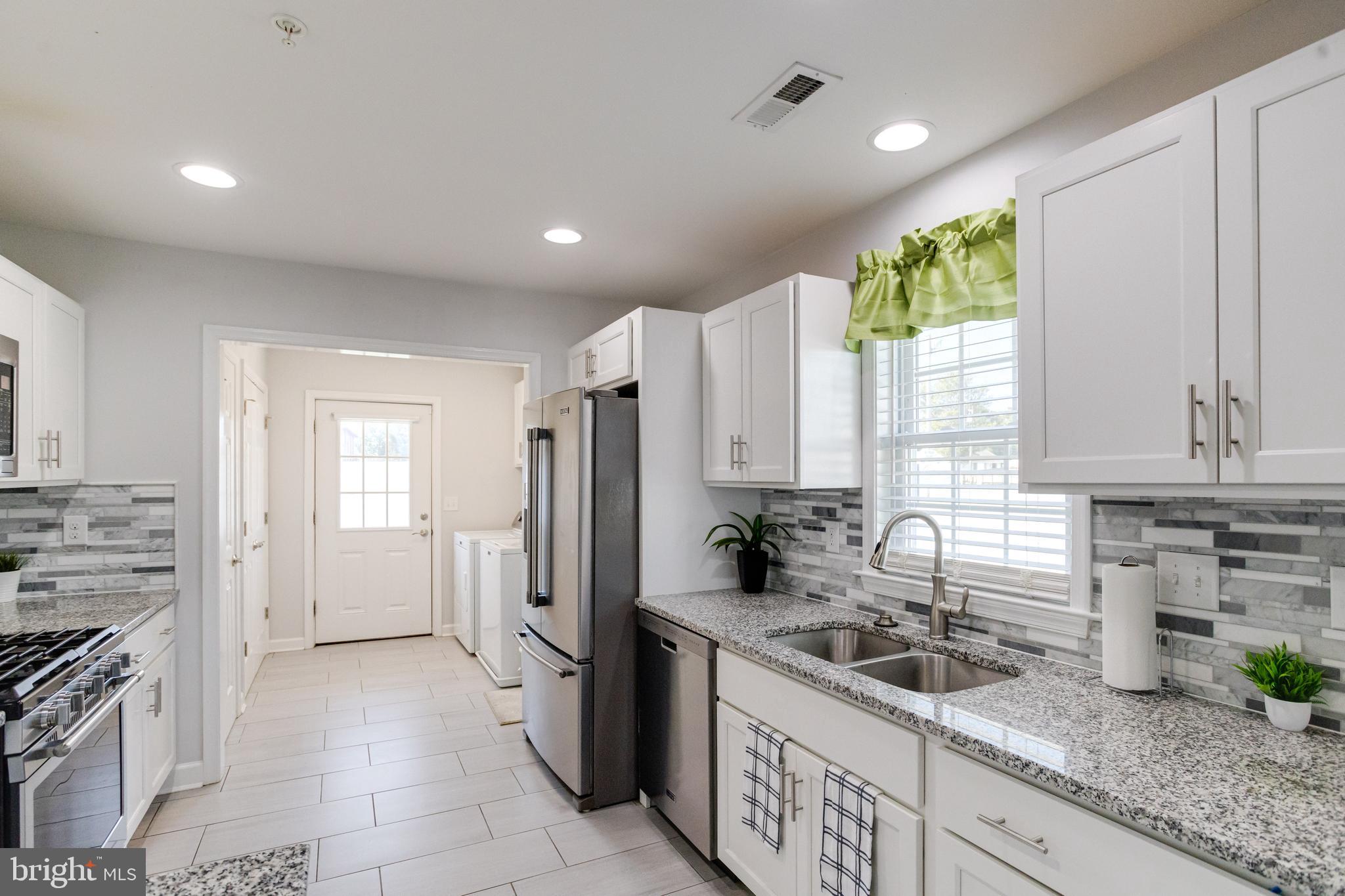 GROVE ACRES - Residential