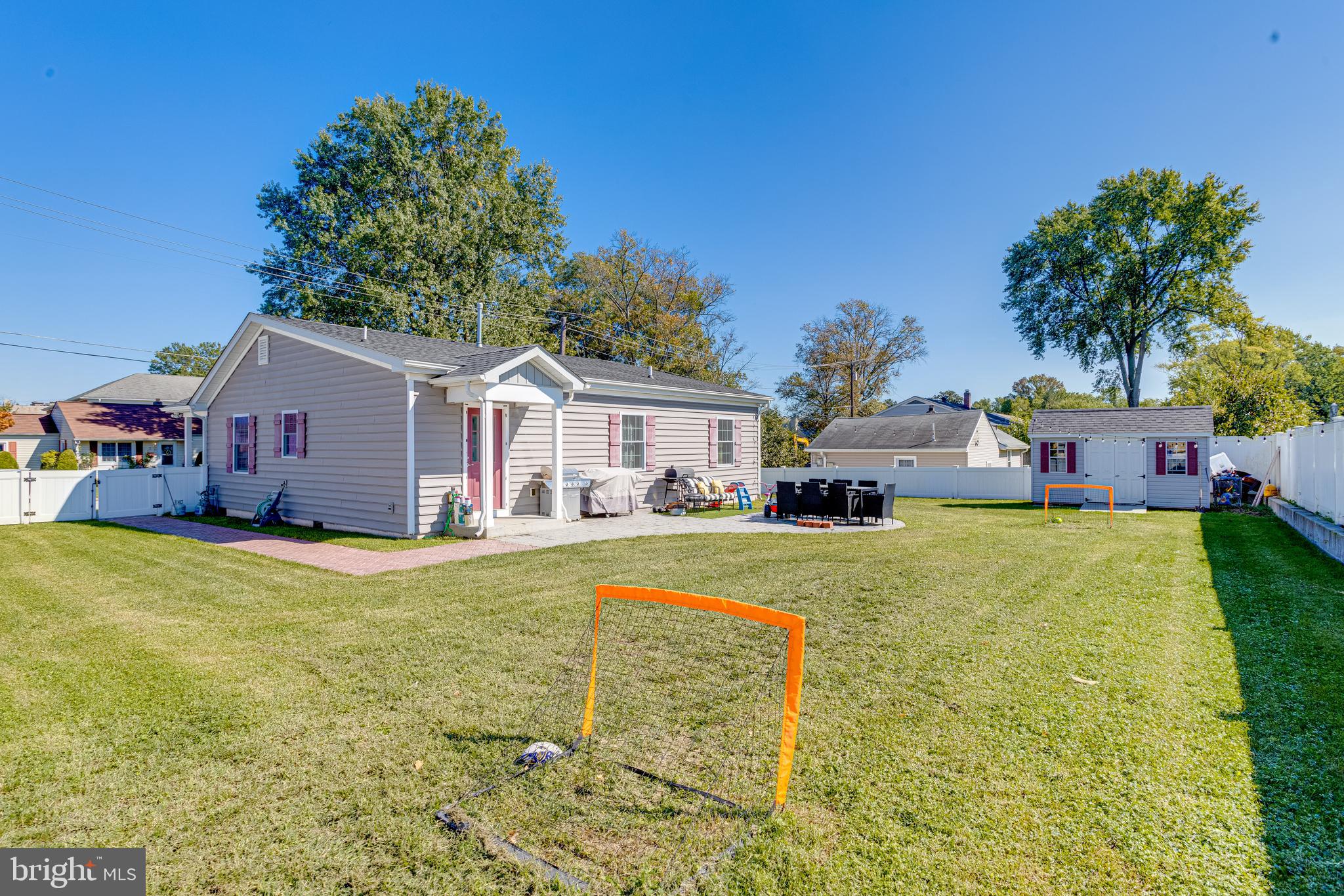 GROVE ACRES - Residential