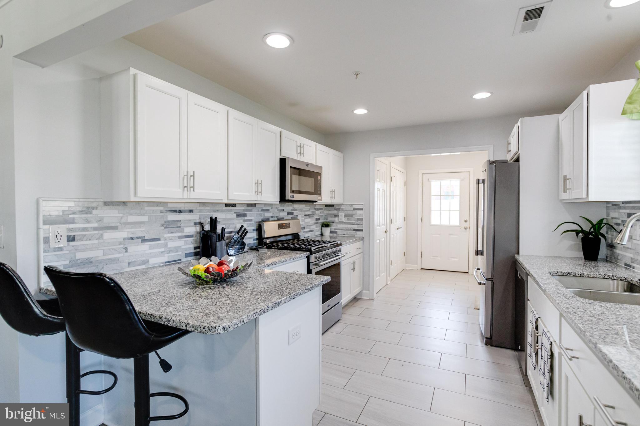 GROVE ACRES - Residential