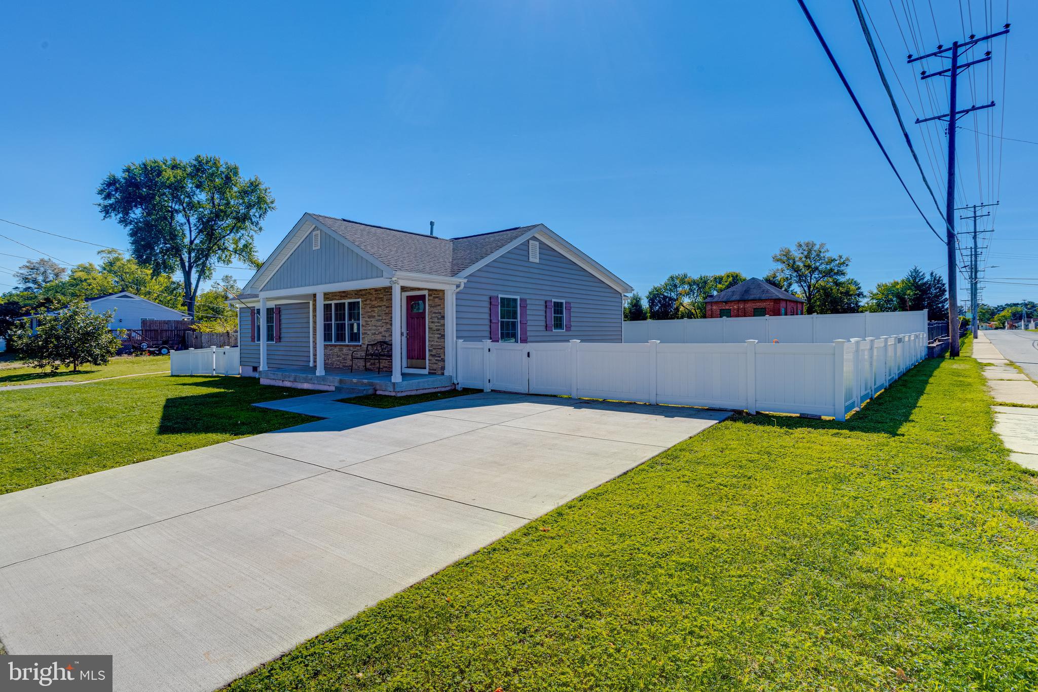 GROVE ACRES - Residential