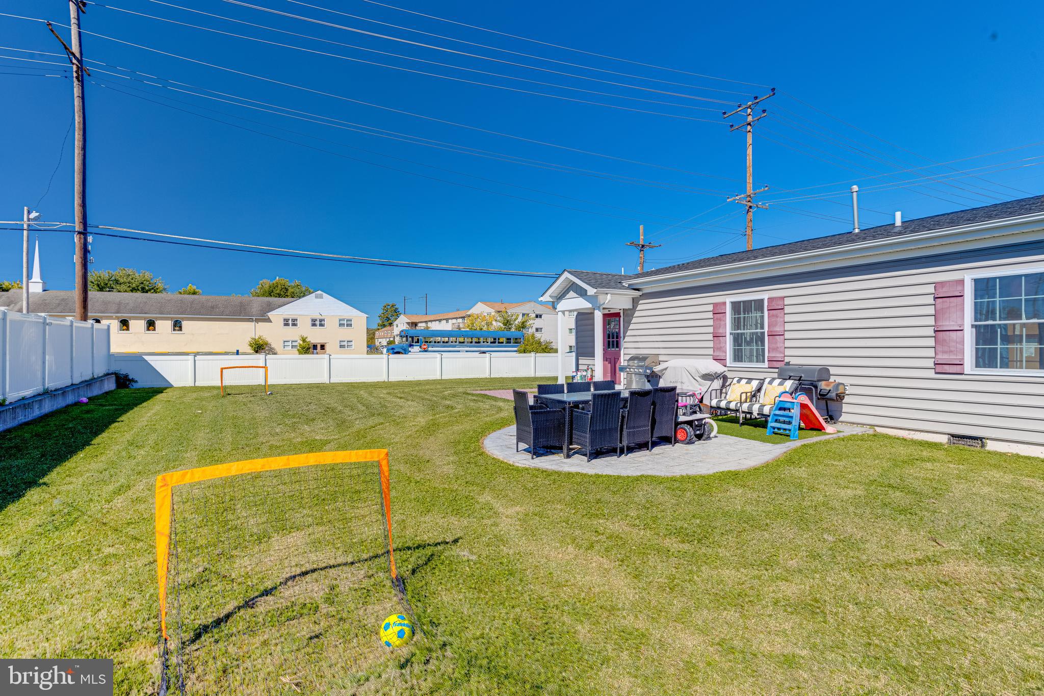 GROVE ACRES - Residential