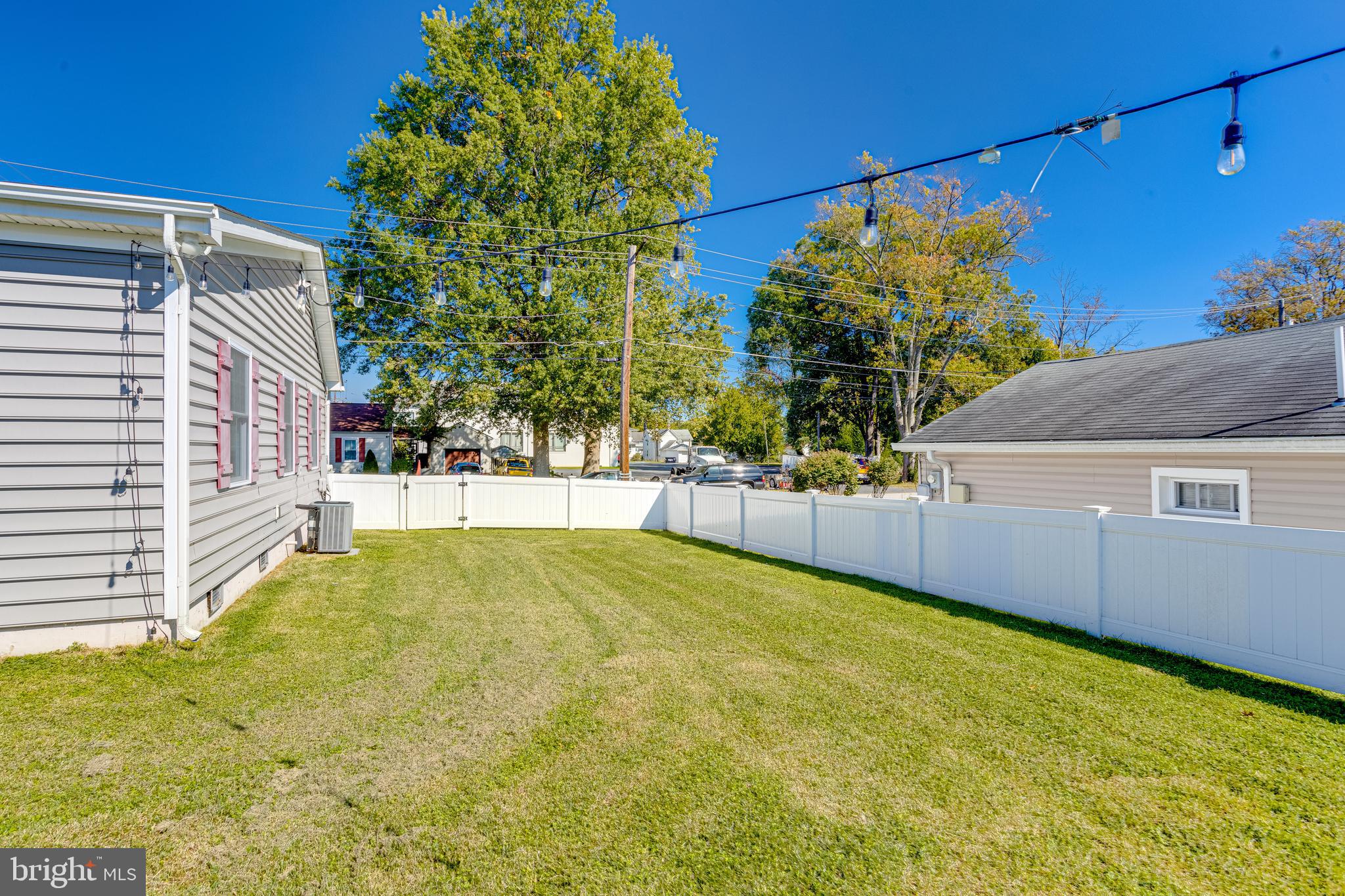 GROVE ACRES - Residential