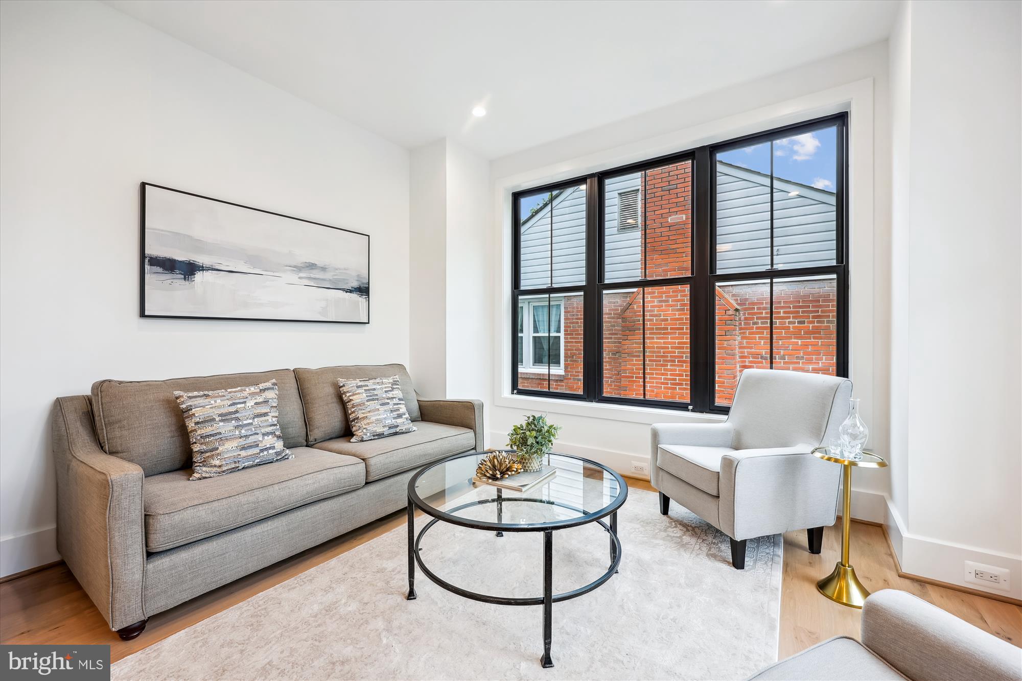 HENDRY ESTATES - Residential