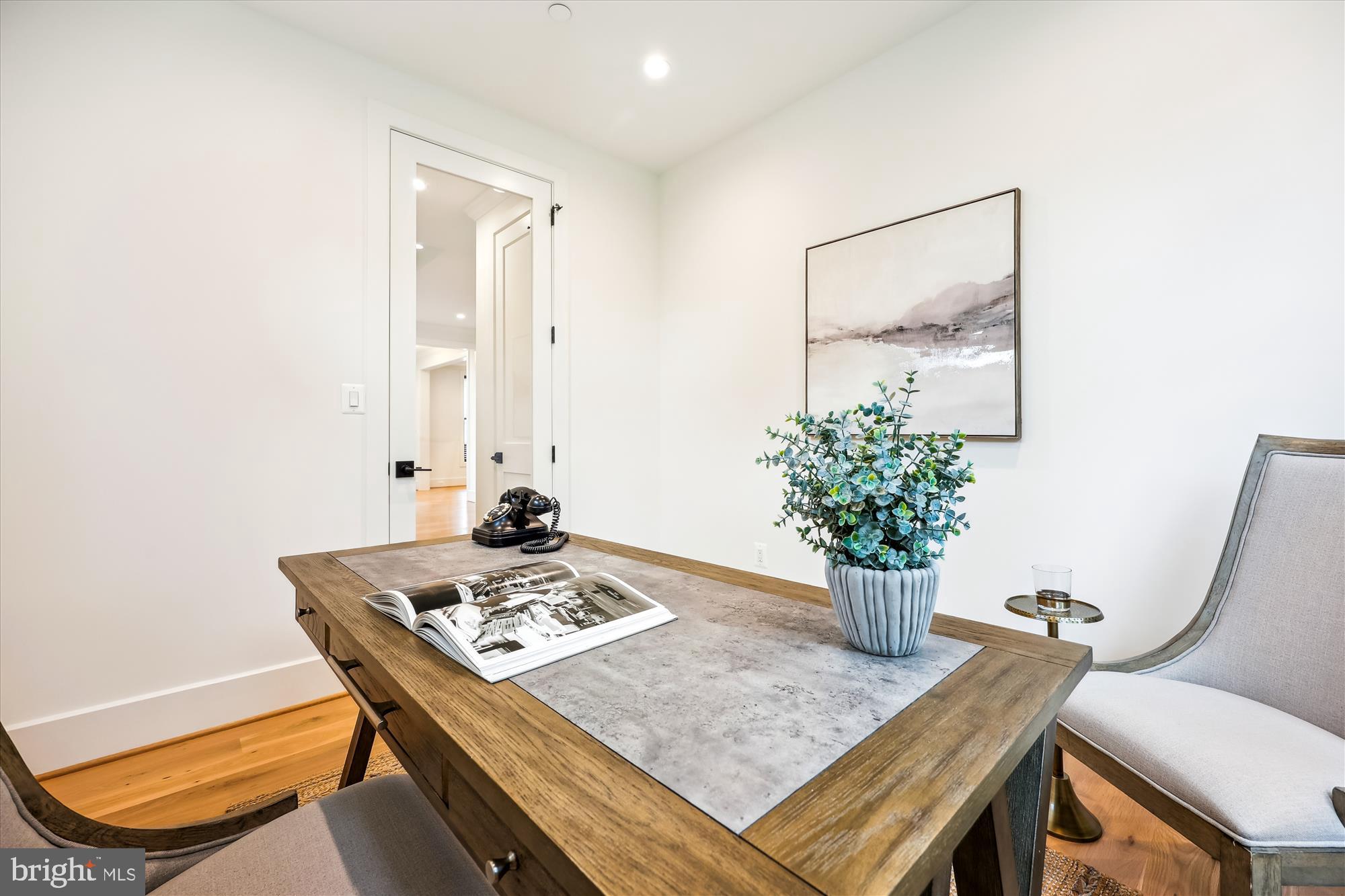 HENDRY ESTATES - Residential