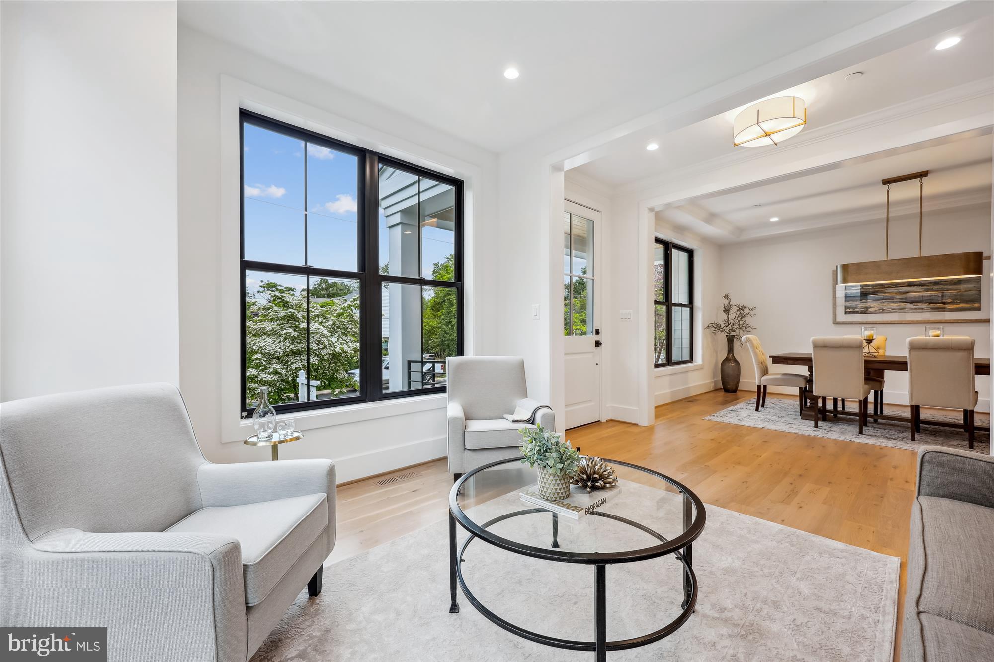 HENDRY ESTATES - Residential