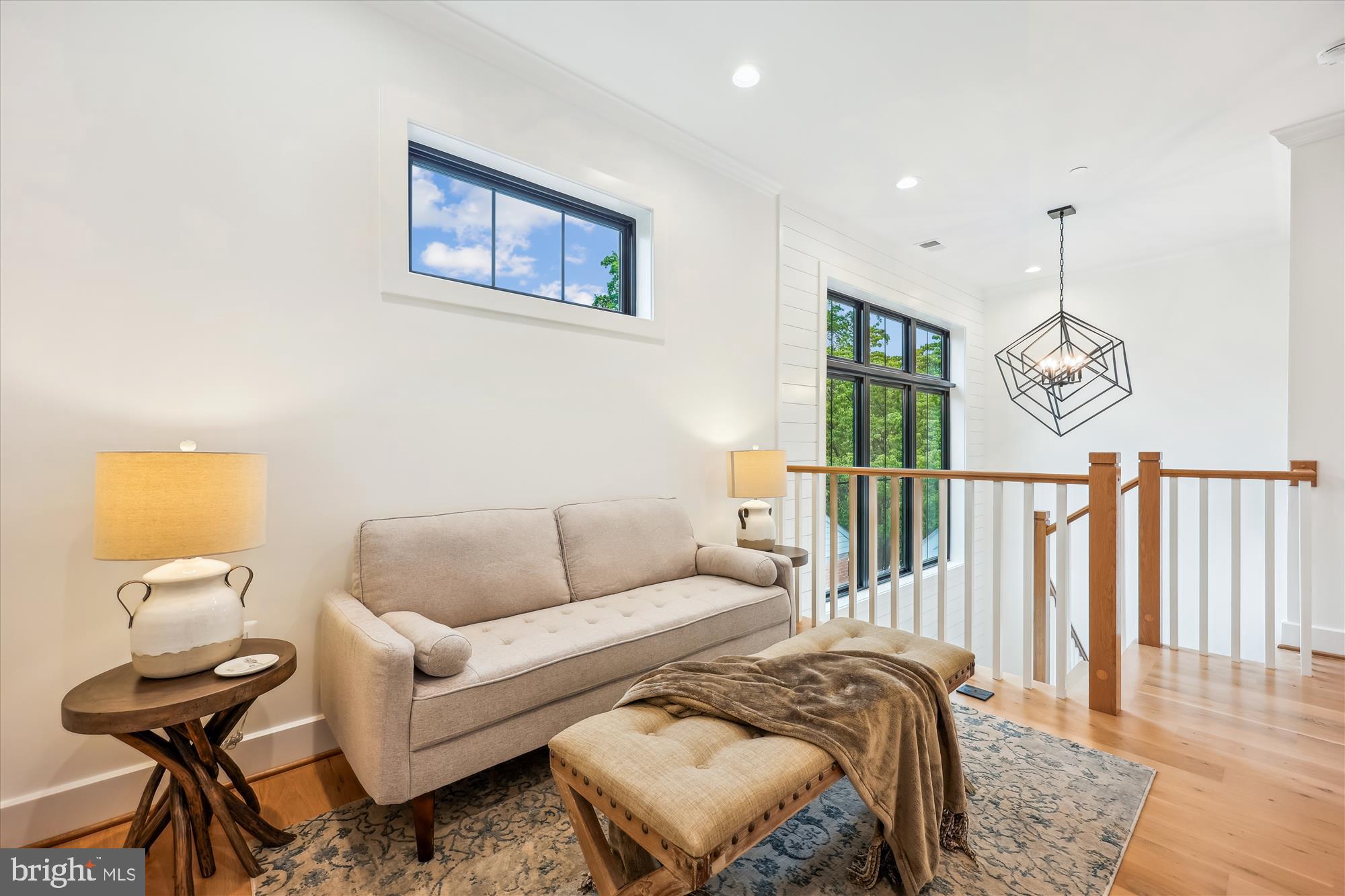 HENDRY ESTATES - Residential