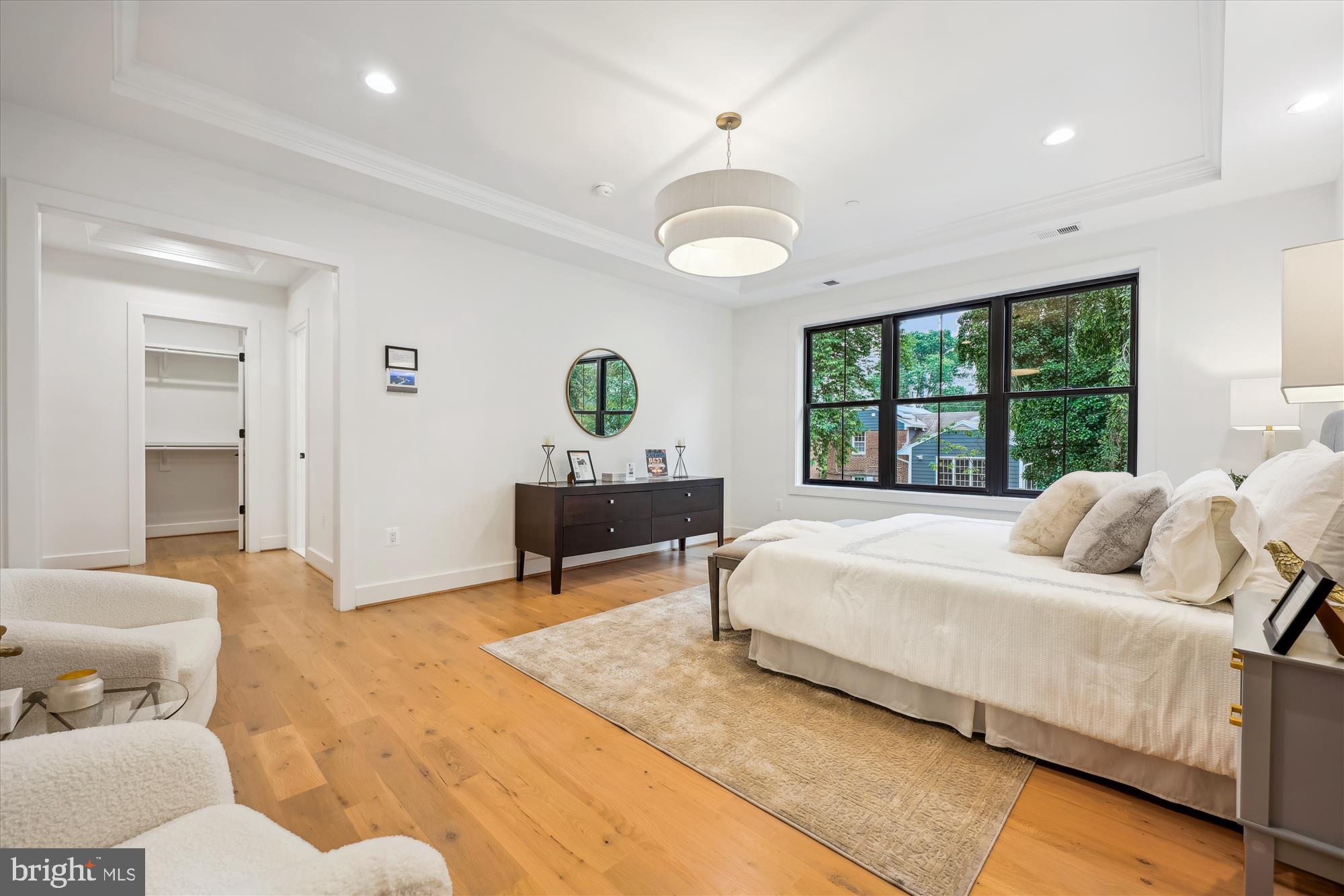 HENDRY ESTATES - Residential