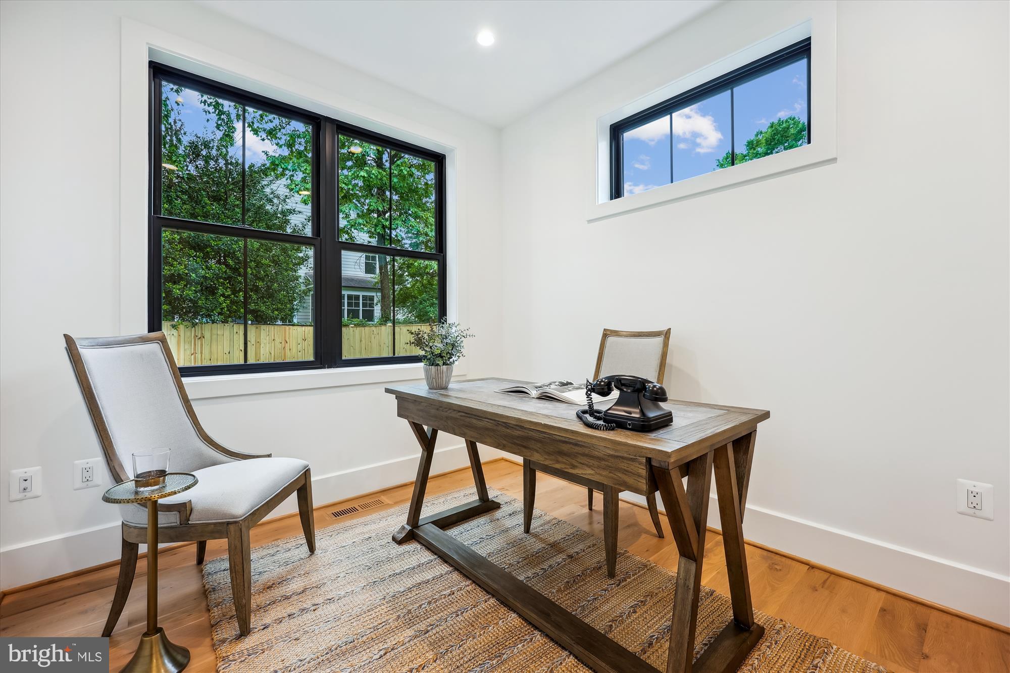 HENDRY ESTATES - Residential