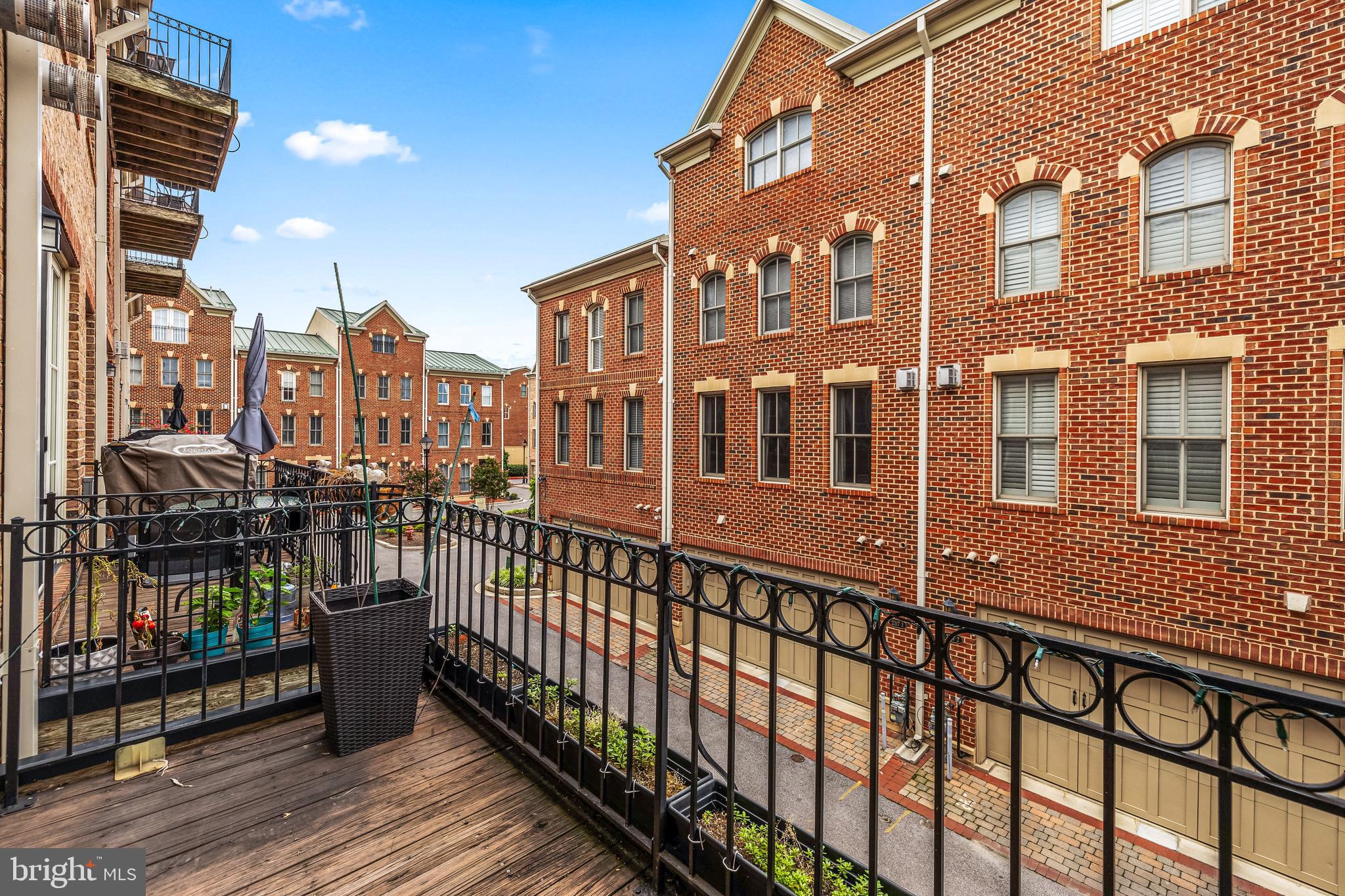 NORTH SHORE - Residential