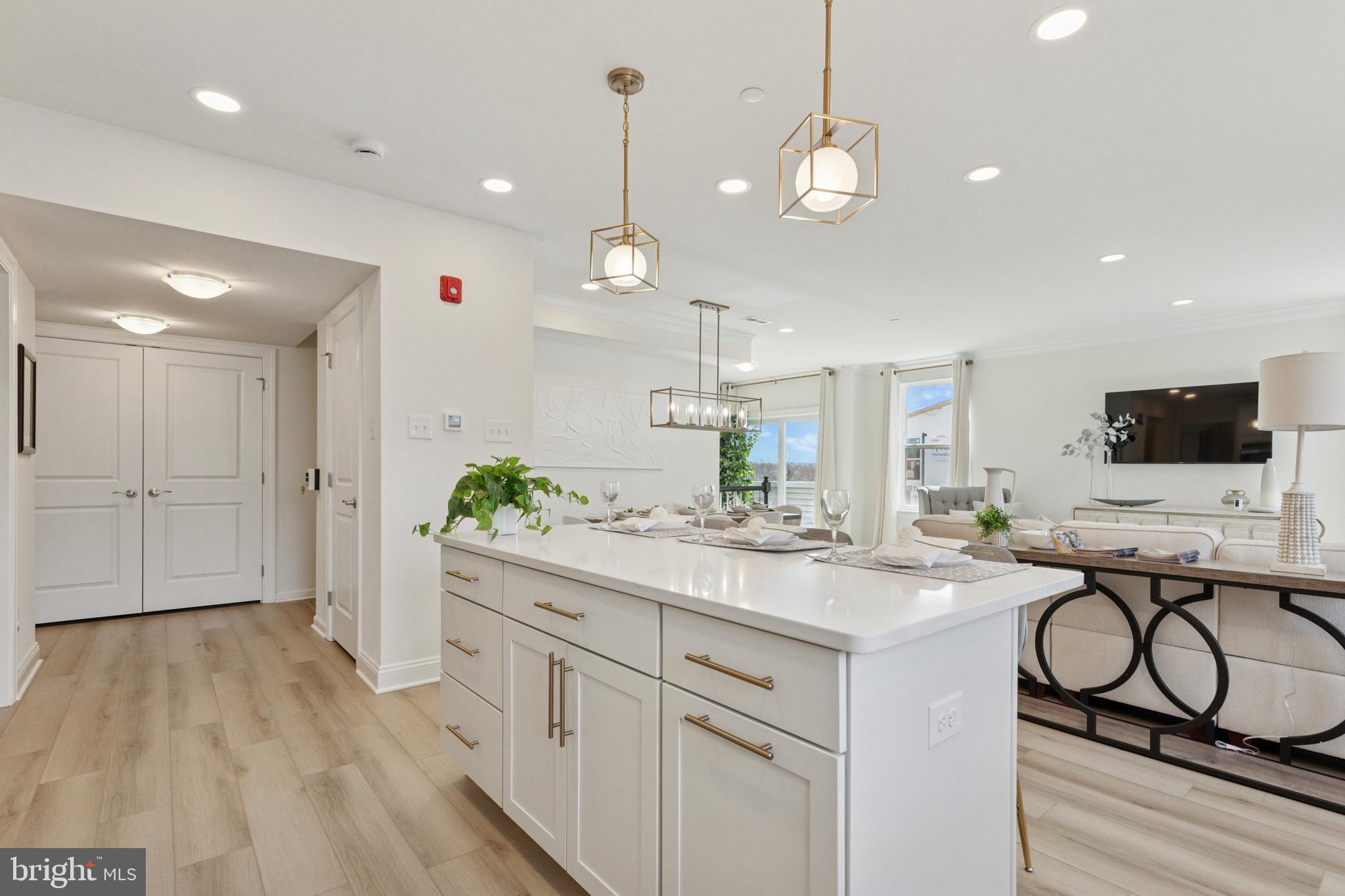 ARBOR PLACE - Residential