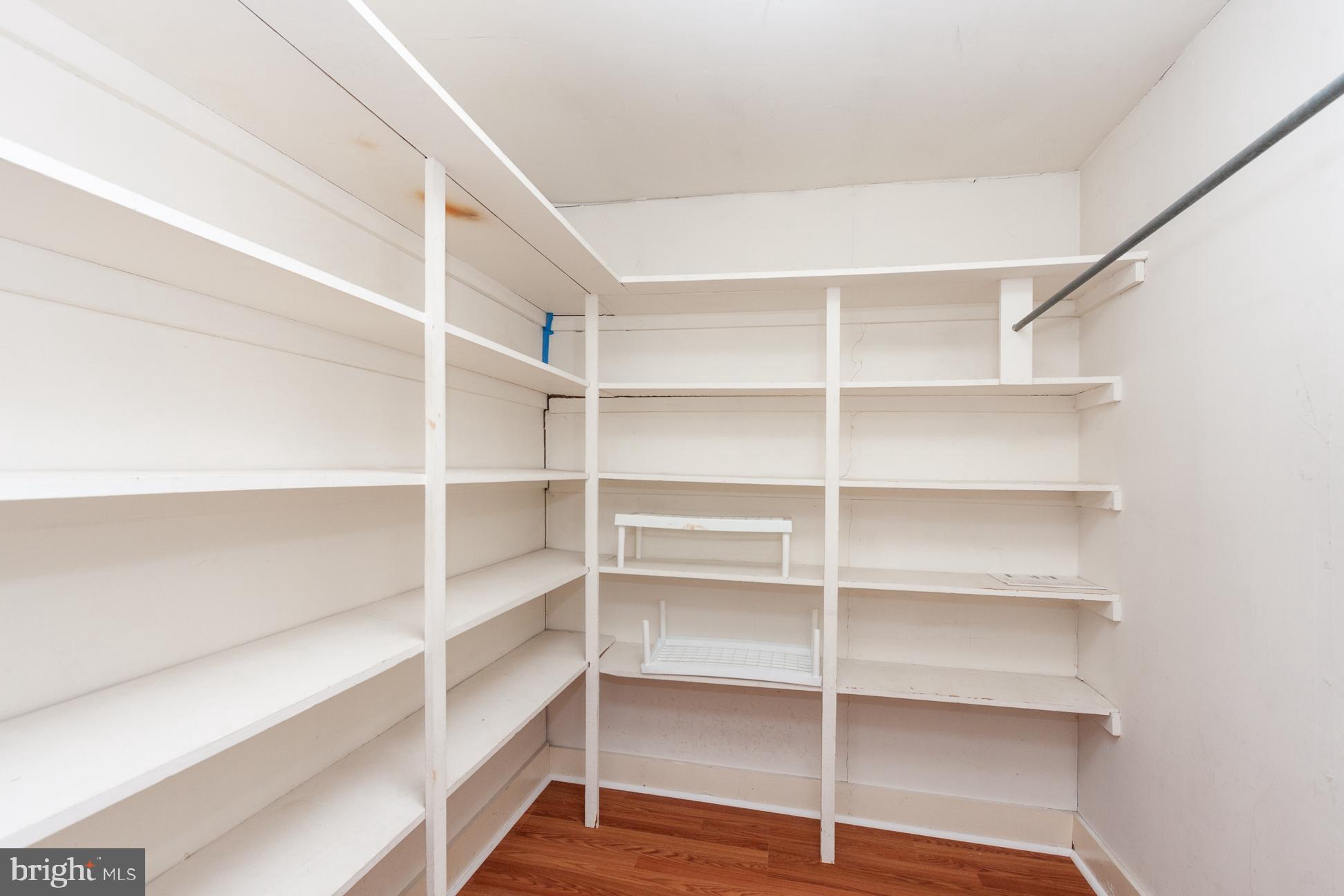 CHARLES VILLAGE - Residential Lease