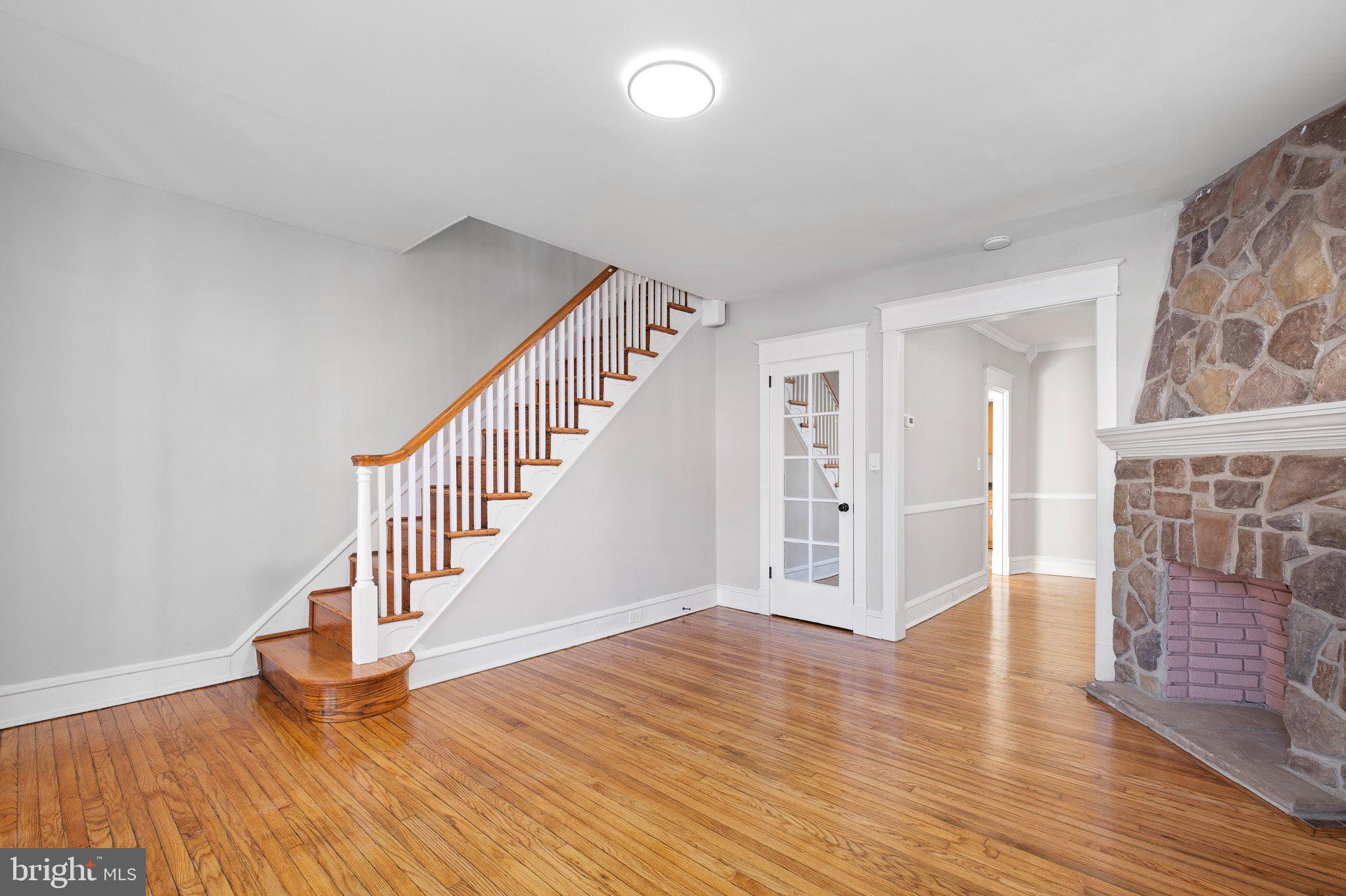 3208 N MADISON STREET