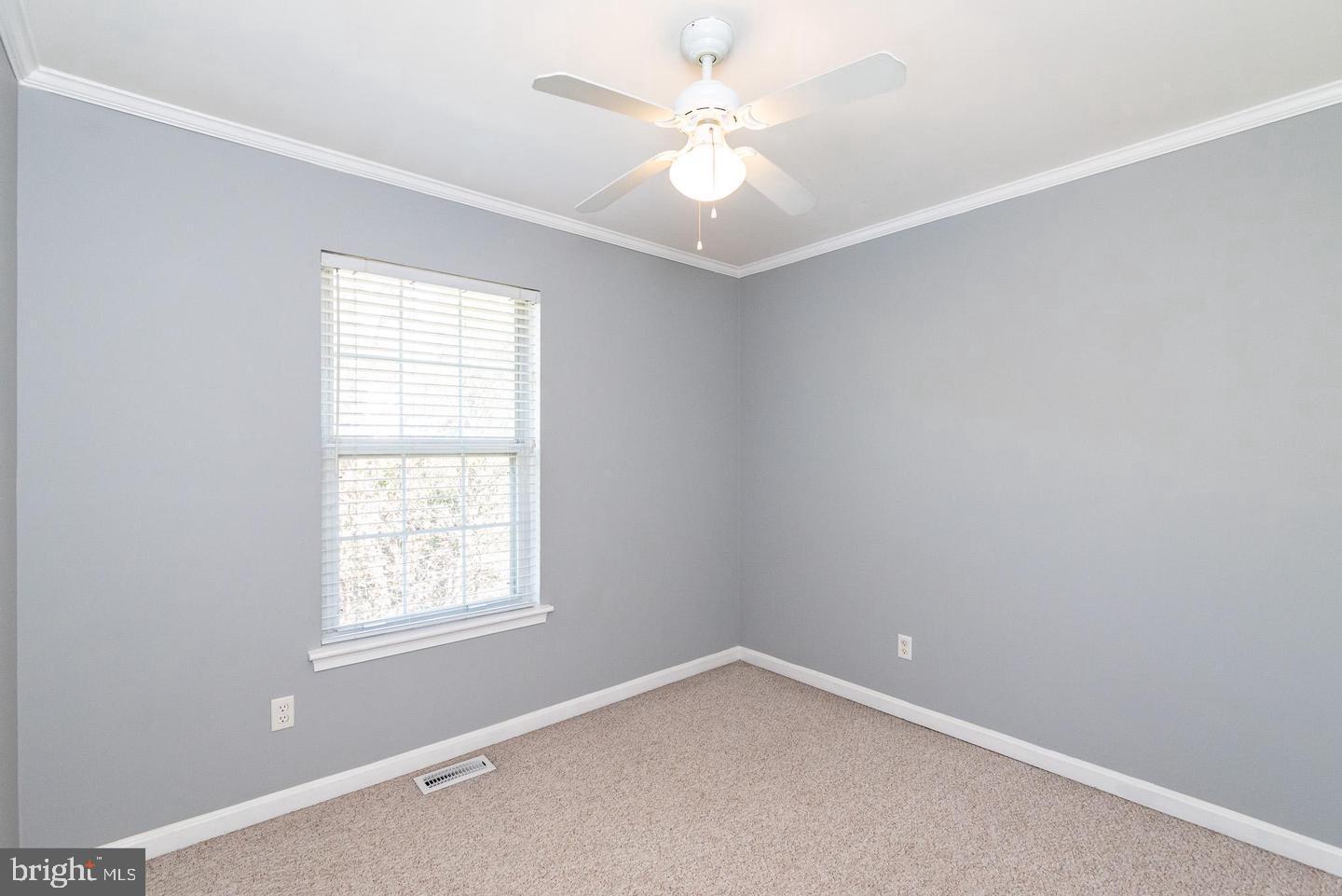 CONSTANT FRIENDSHIP - Residential Lease