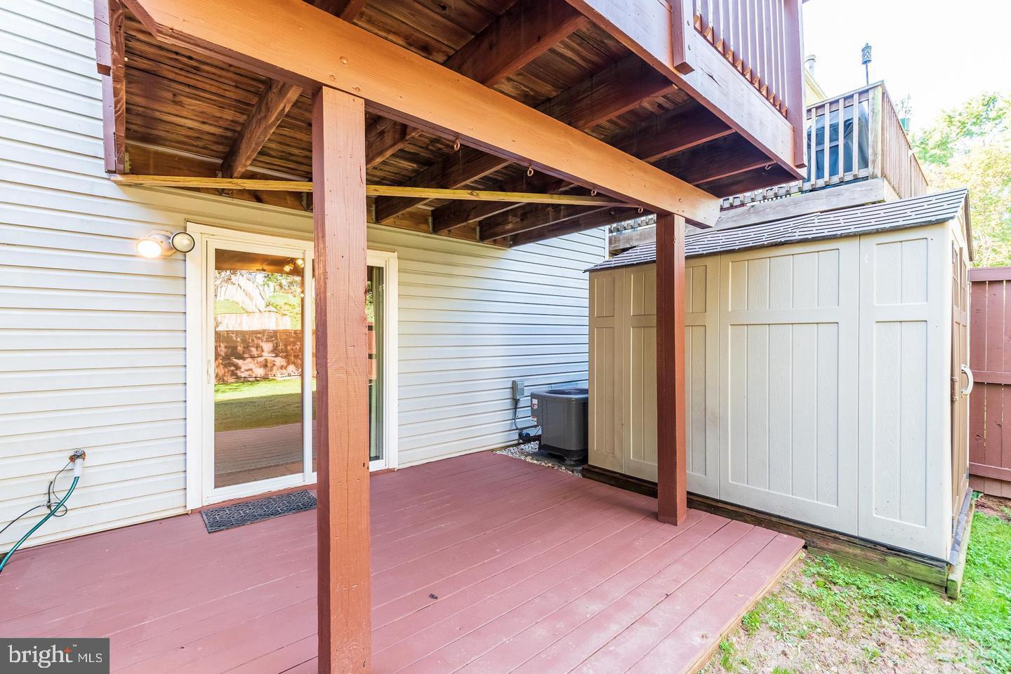 CONSTANT FRIENDSHIP - Residential Lease